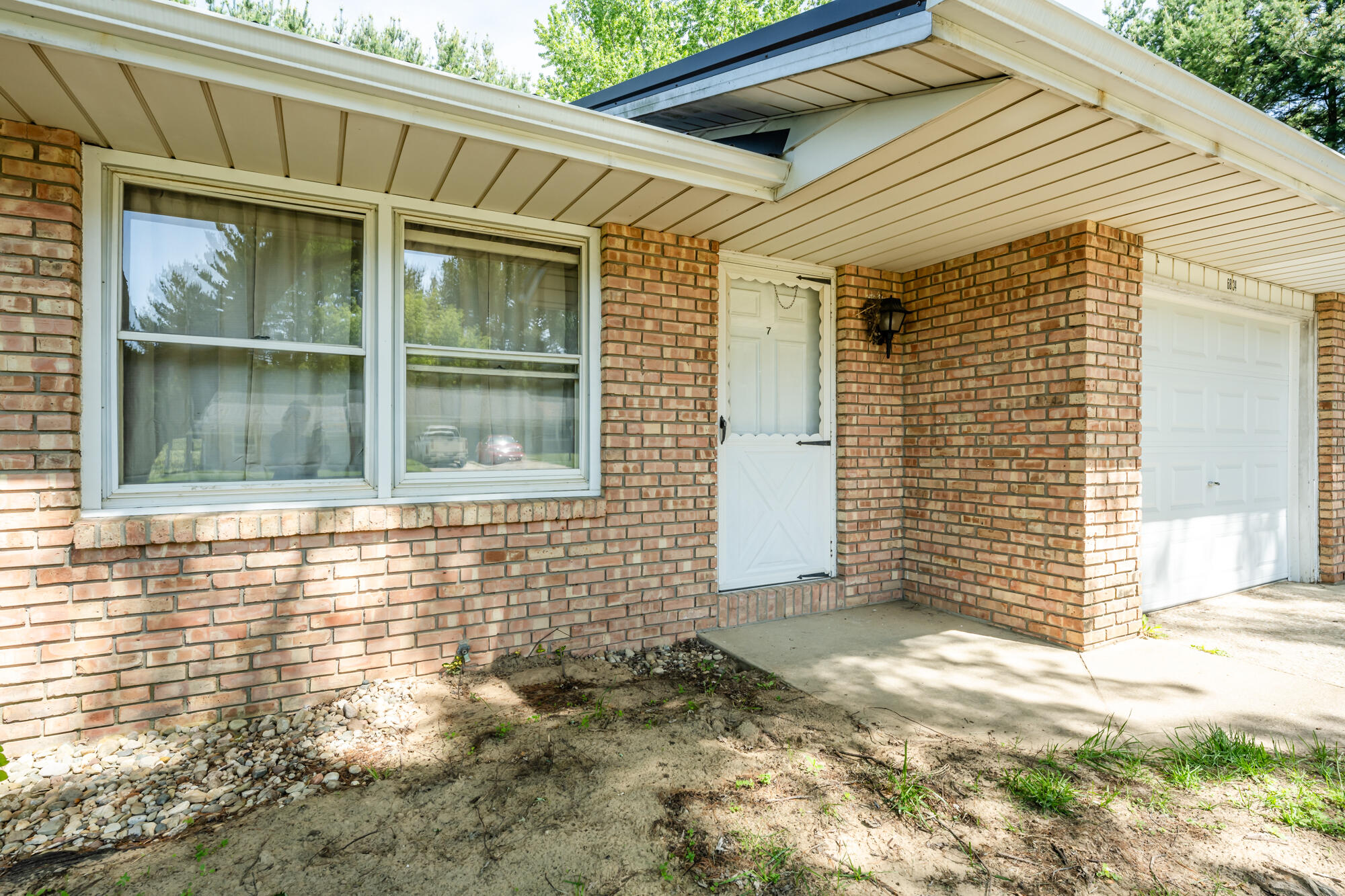 6834 E Napier Avenue Benton Harbor MI 49022