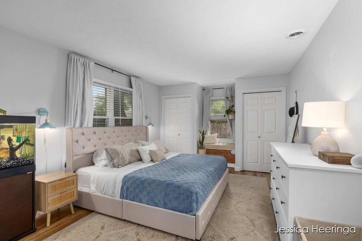 29 W Division Street NE Rockford MI 49341