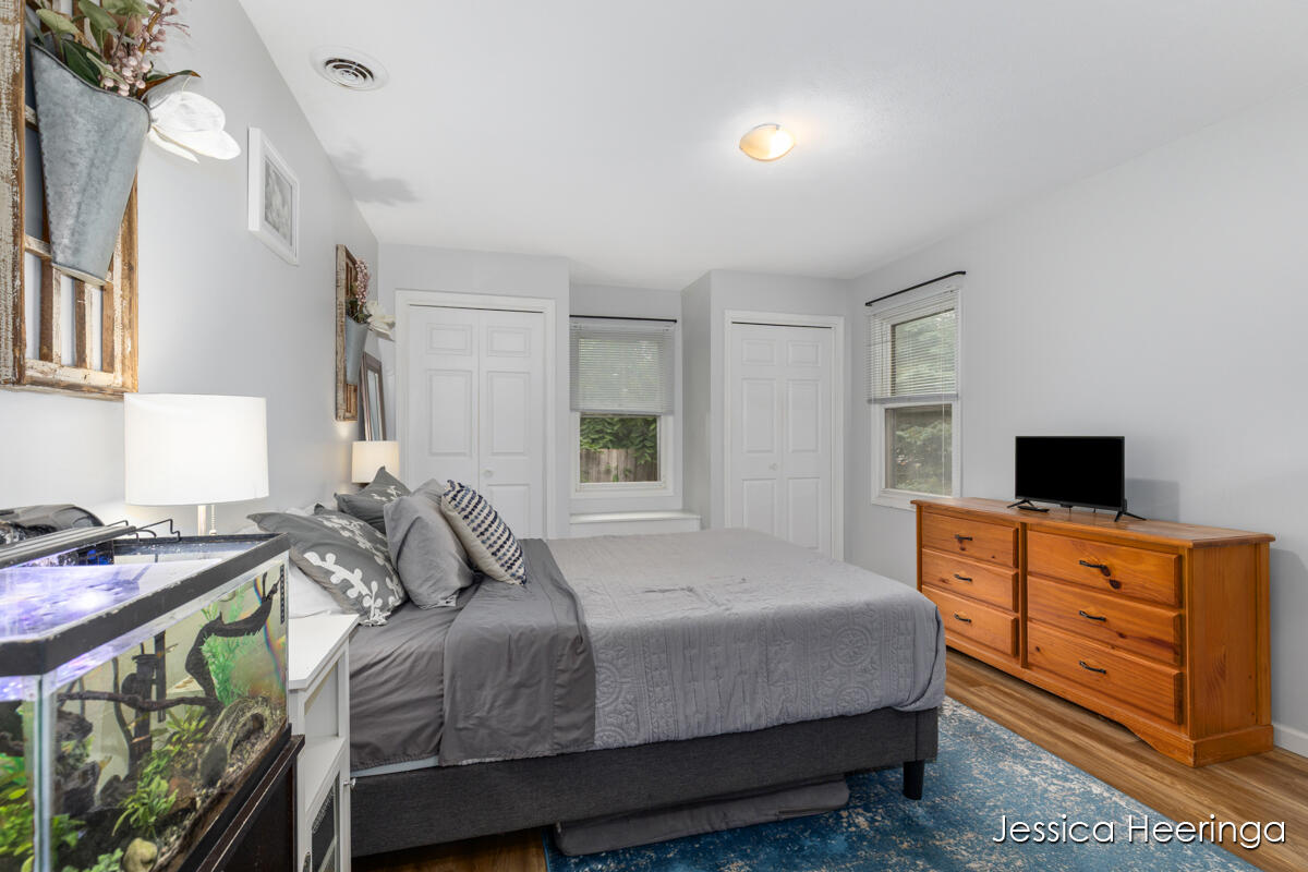29 W Division Street NE Rockford MI 49341