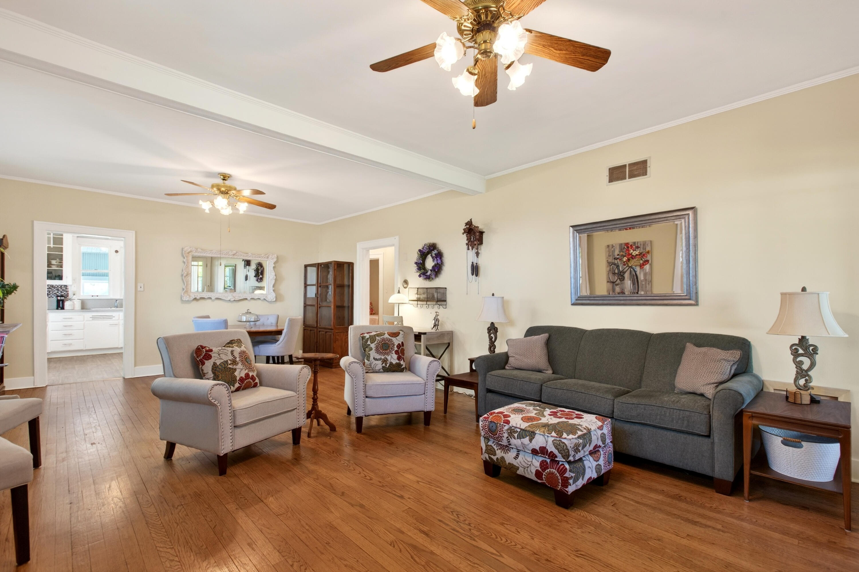 1536 E Nickerson Court Benton Harbor MI 49022