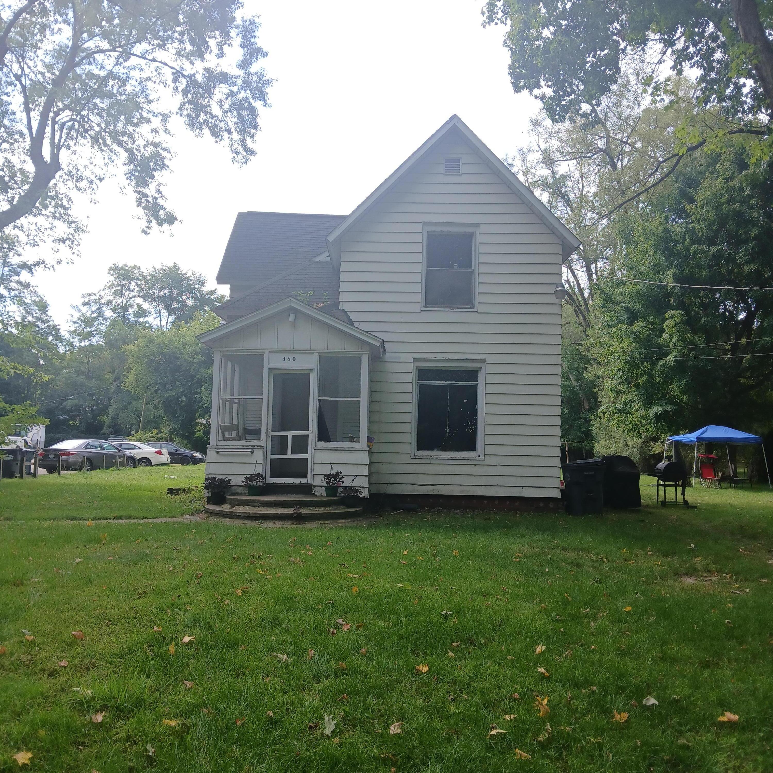 180 Emery Avenue Benton Harbor MI 49022