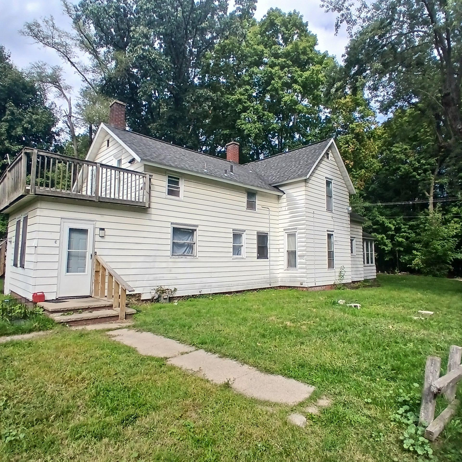 180 Emery Avenue Benton Harbor MI 49022