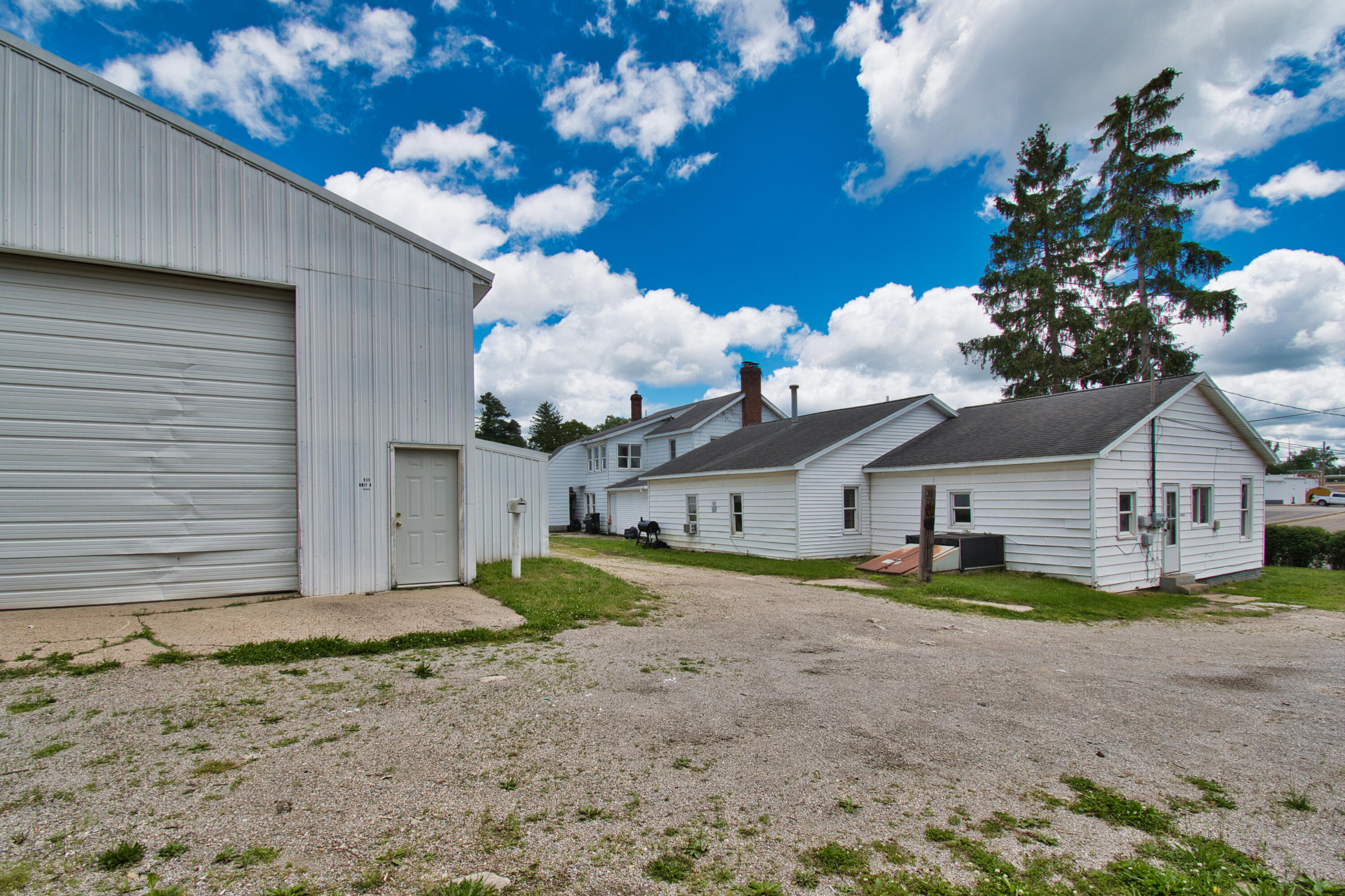 931 Cherry Street Niles MI 49120