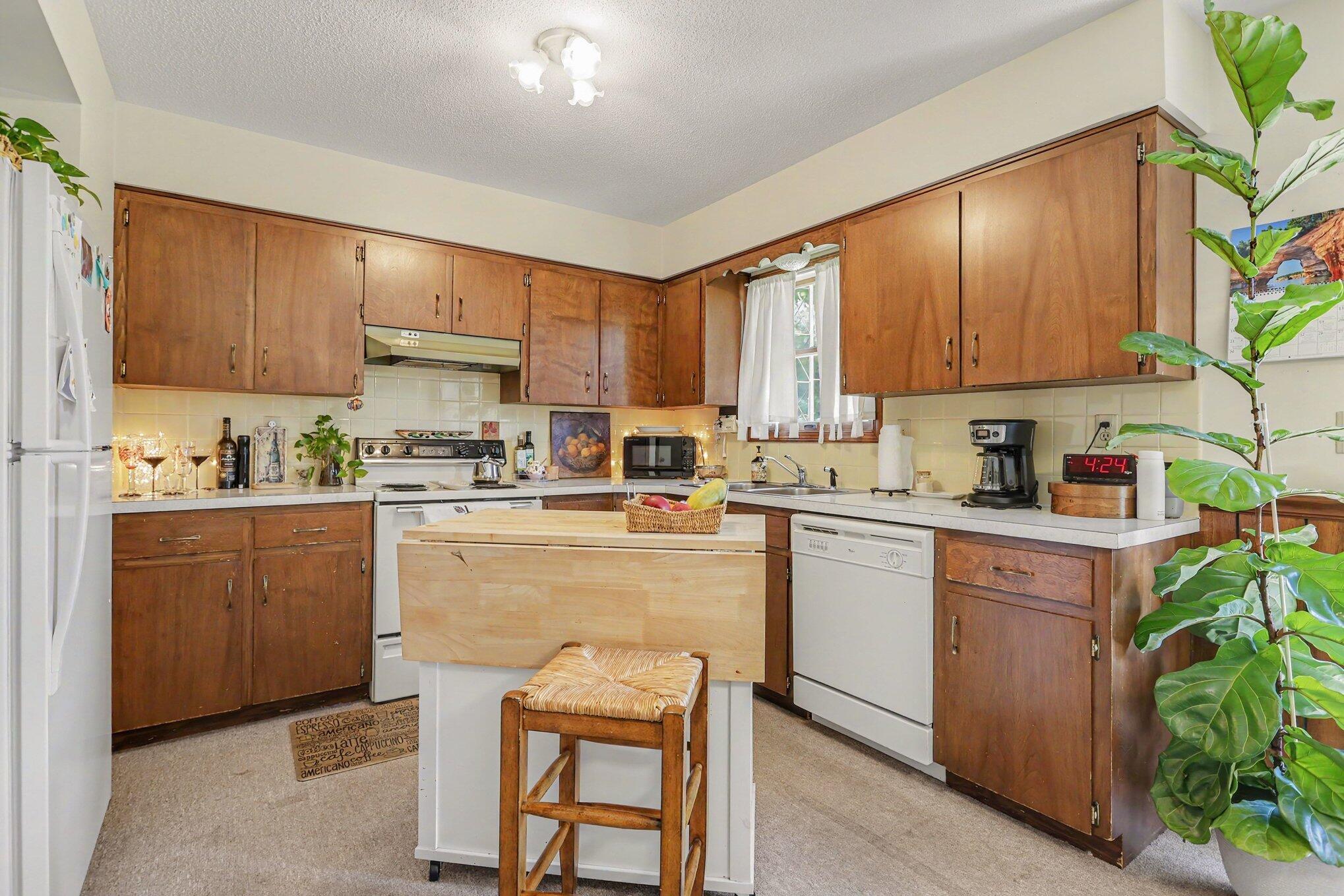 3430 Cedar Lane Bridgman MI 49106