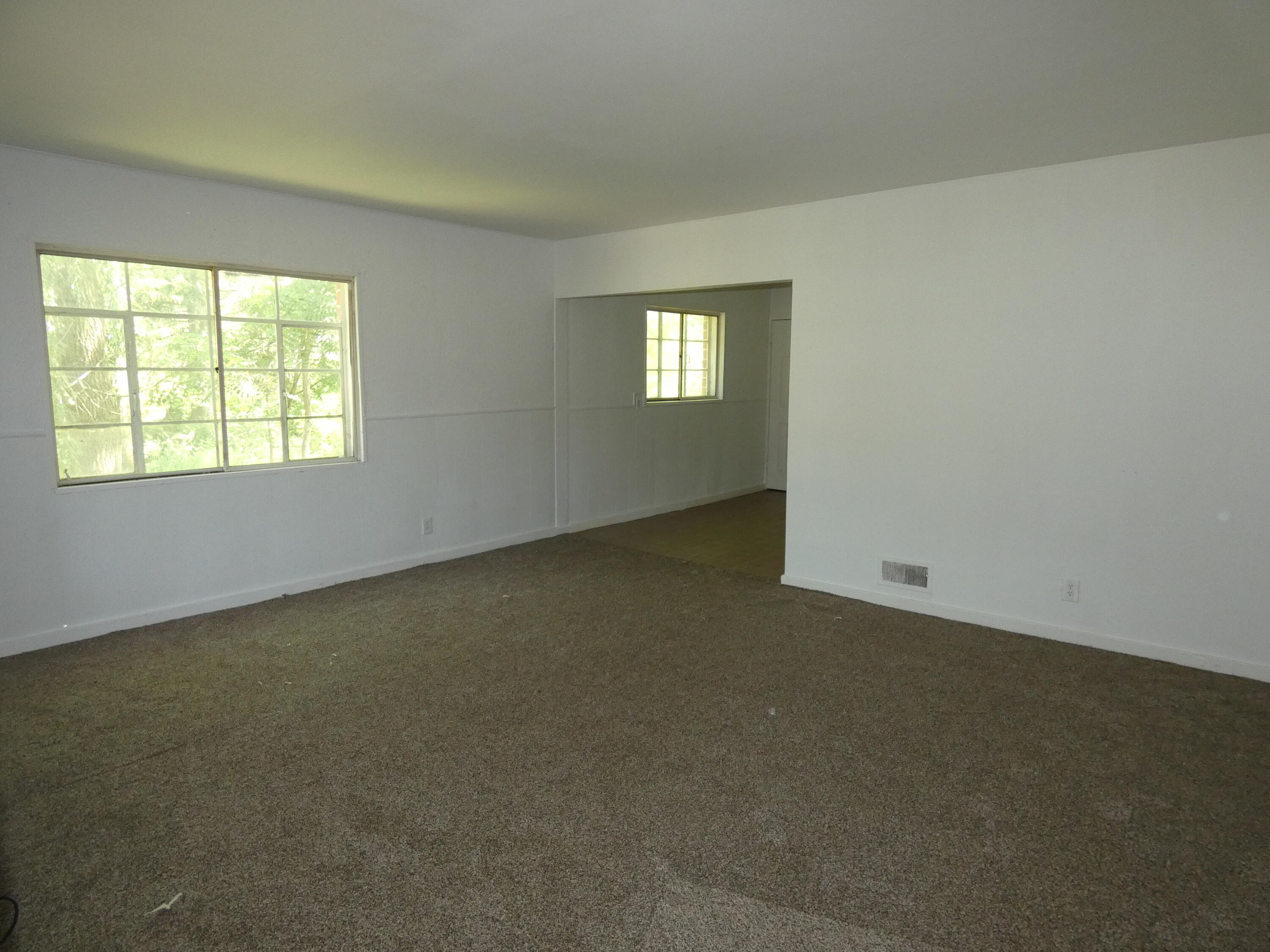 1627 Ogden Avenue Benton Harbor MI 49022