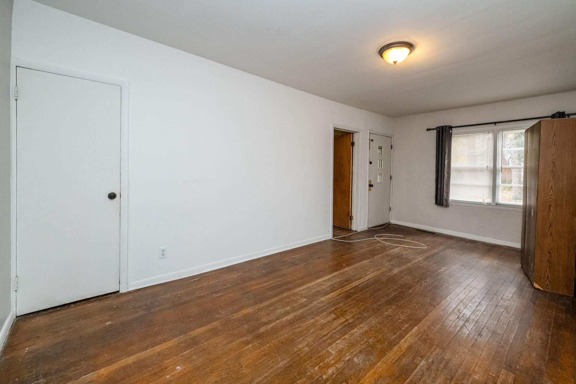 1298 Colfax Avenue Benton Harbor MI 49022