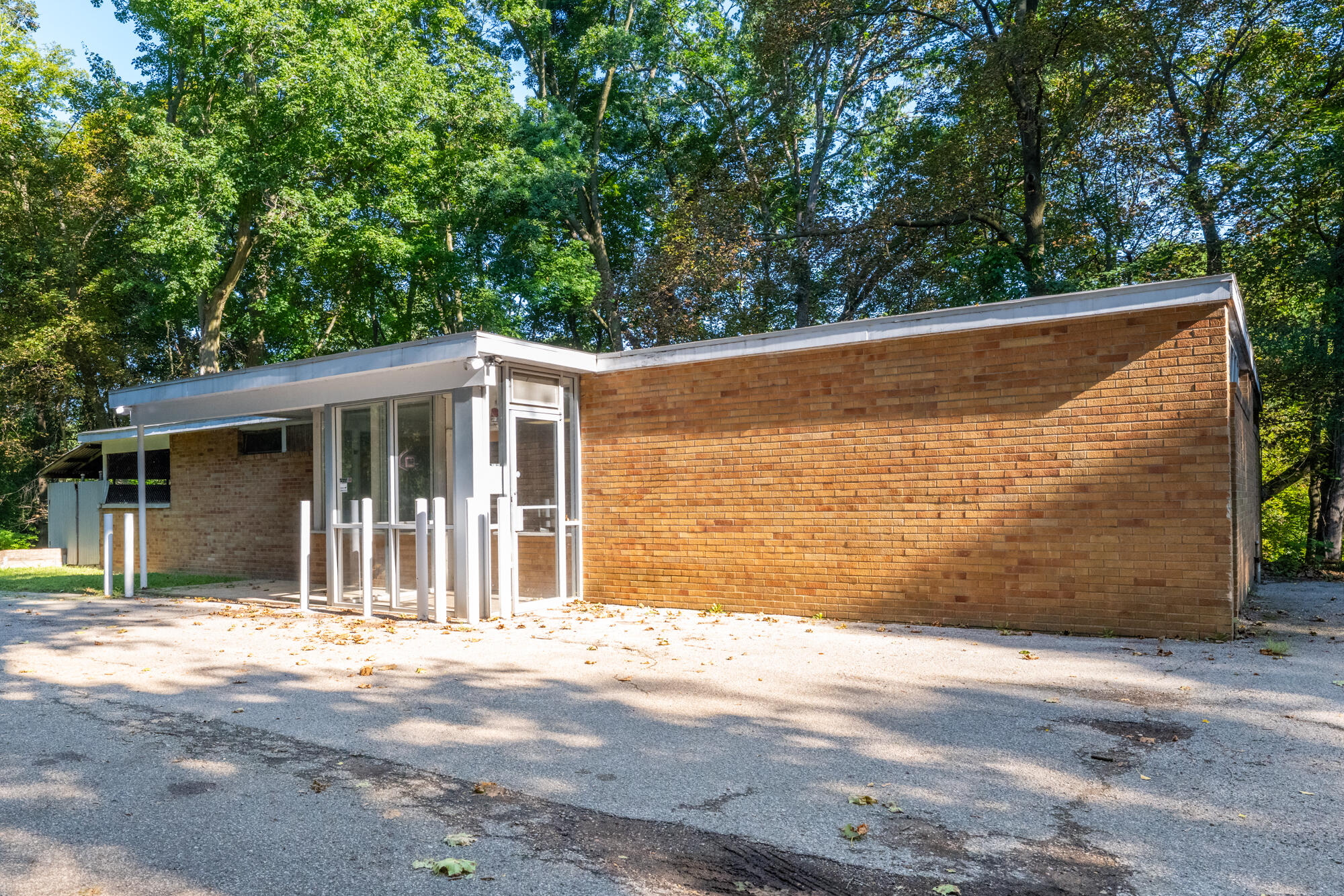1298 Colfax Avenue Benton Harbor MI 49022