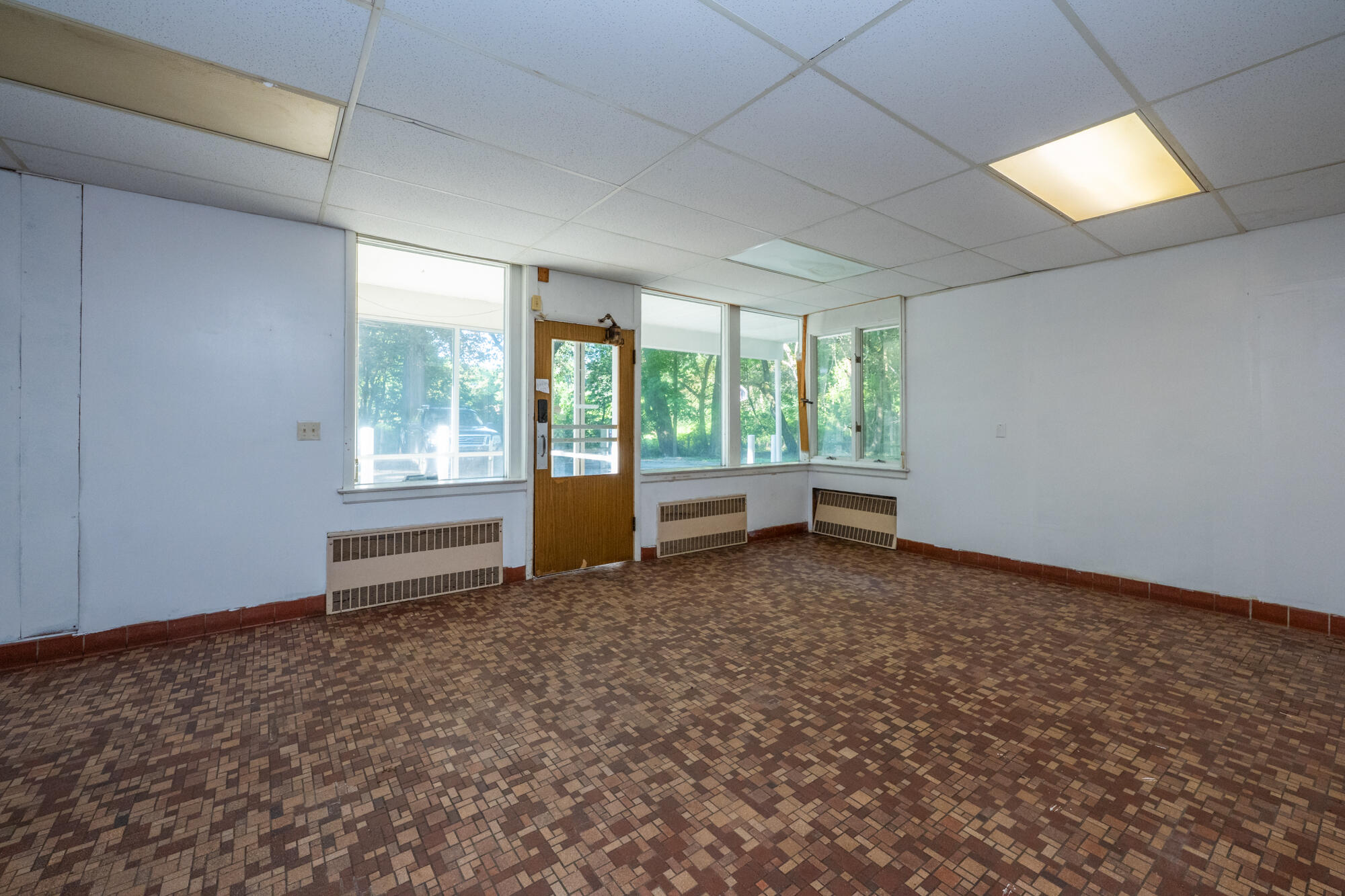 1298 Colfax Avenue Benton Harbor MI 49022