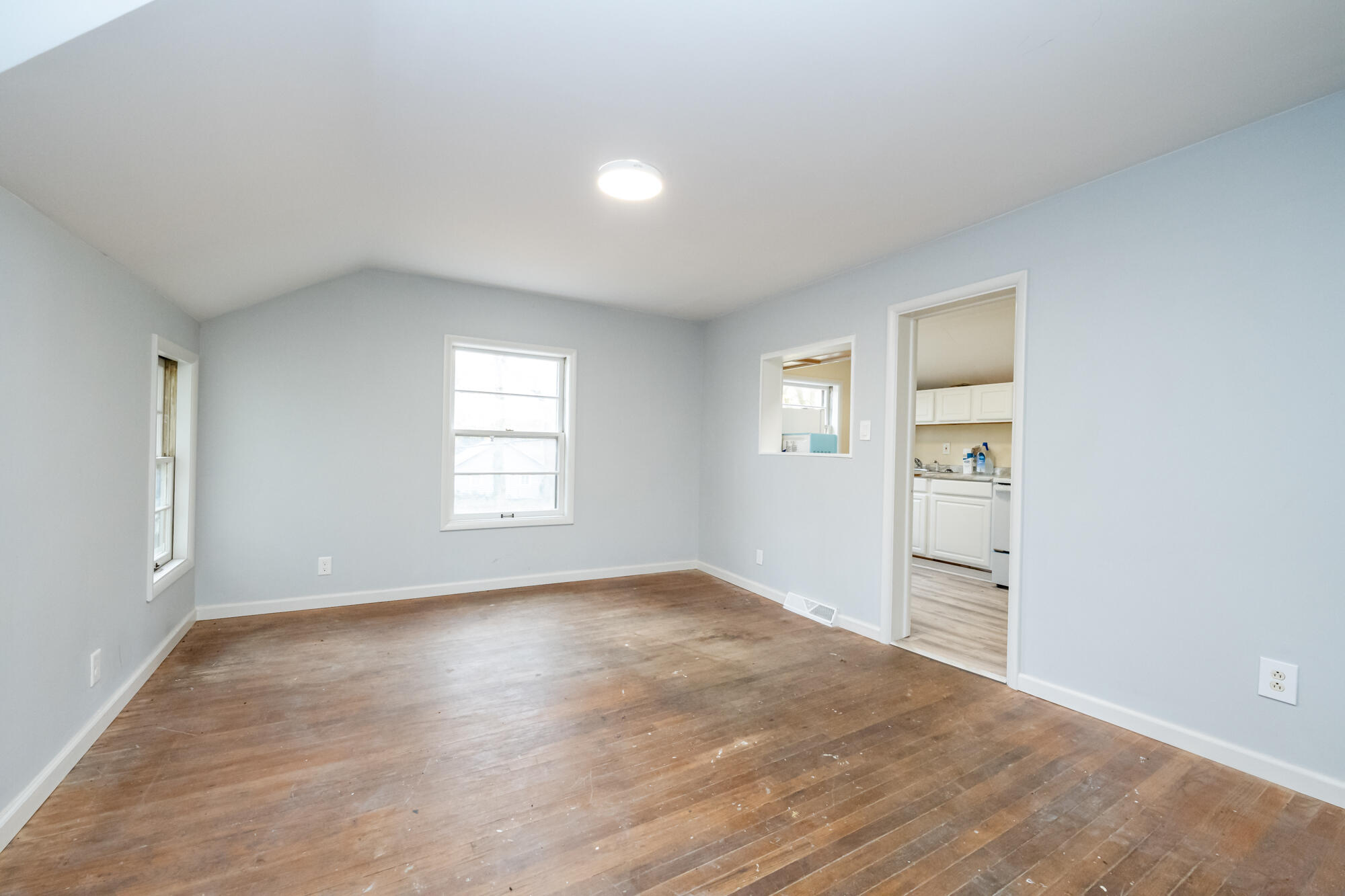 1298 Colfax Avenue Benton Harbor MI 49022