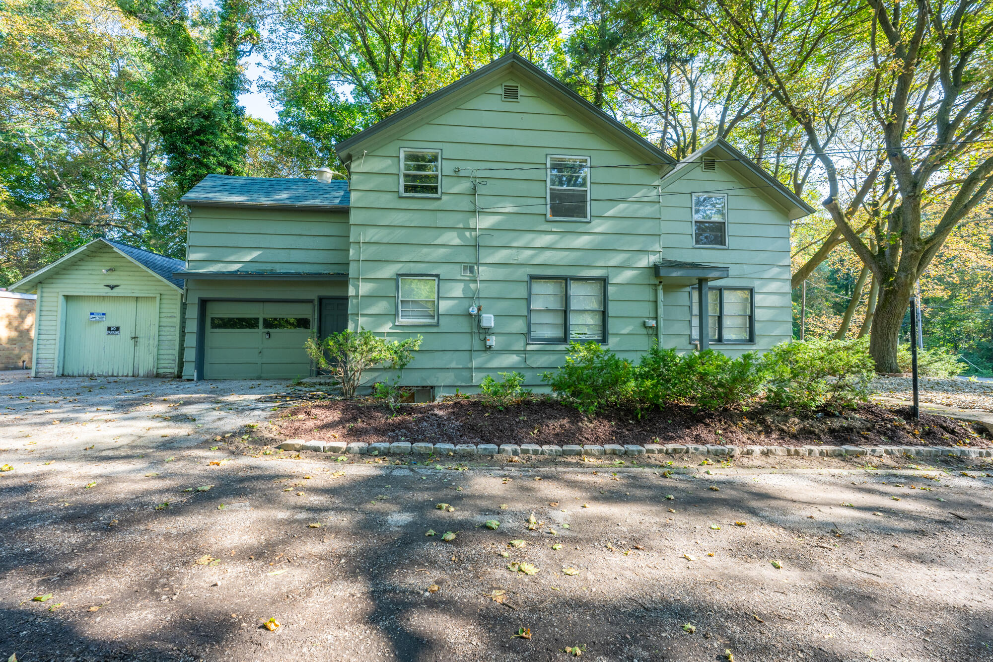 1298 Colfax Avenue Benton Harbor MI 49022
