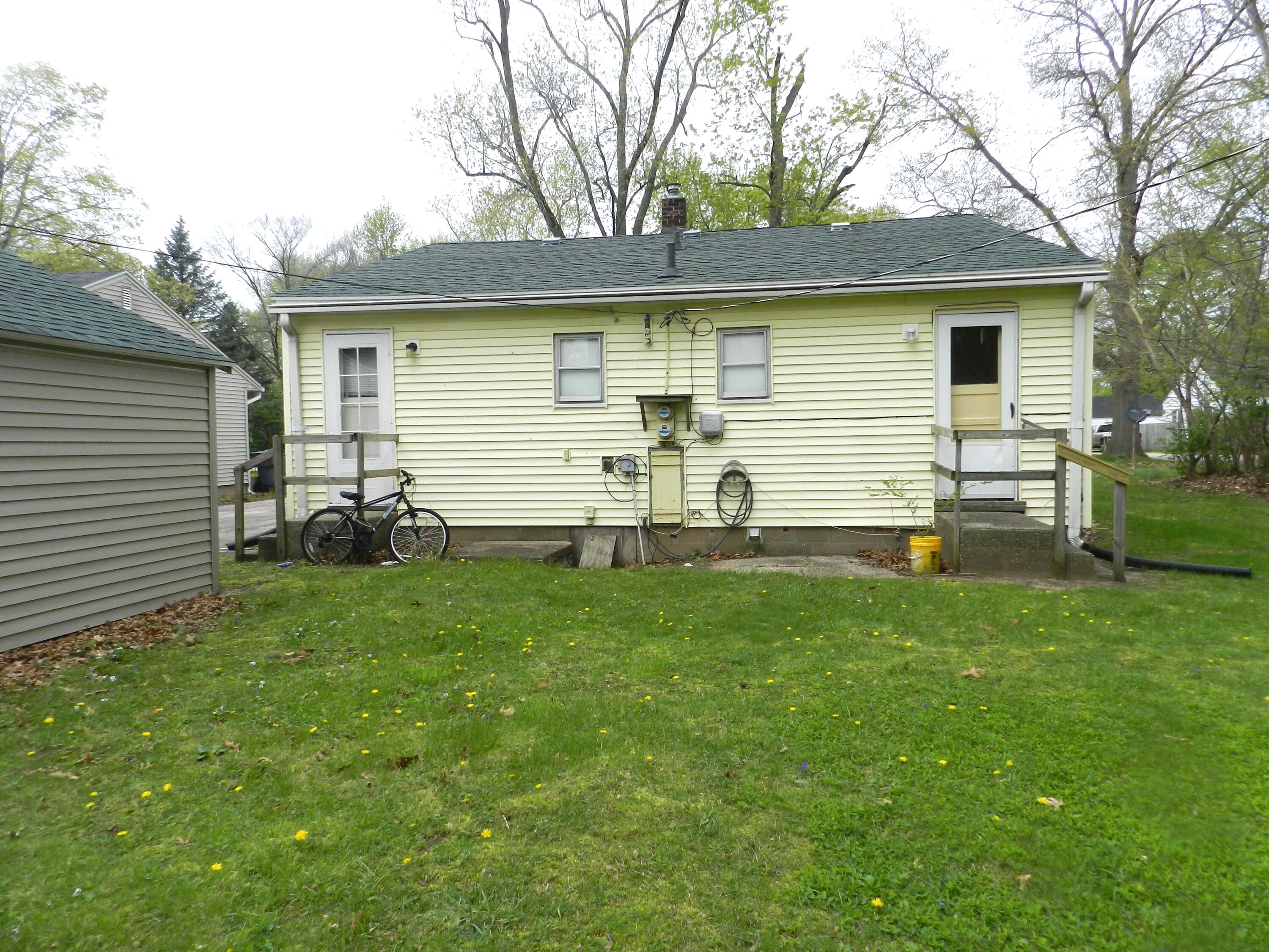 518 & 528 Chippewa Road Benton Harbor MI 49022