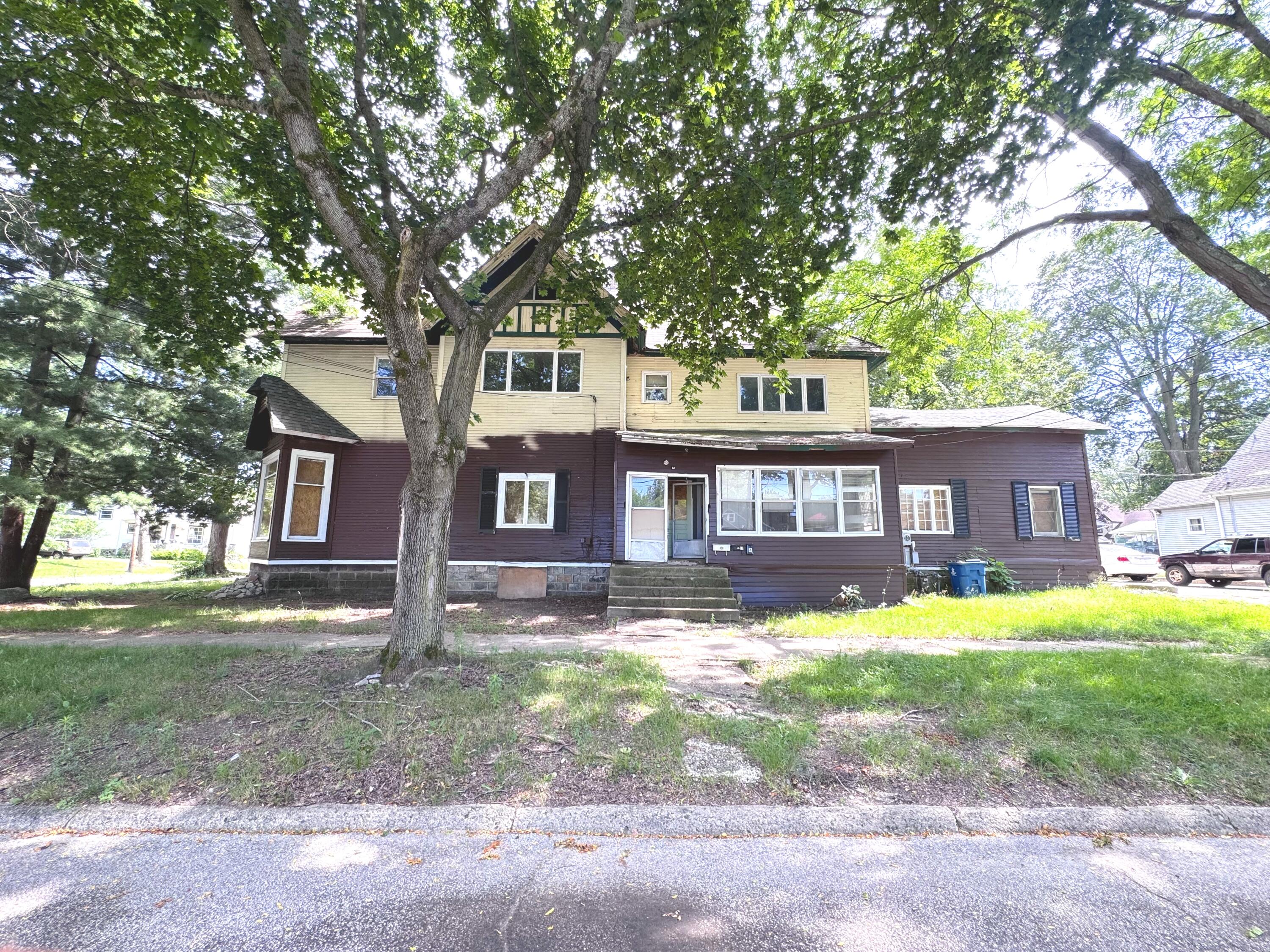 307 Orchard Street Dowagiac MI 49047