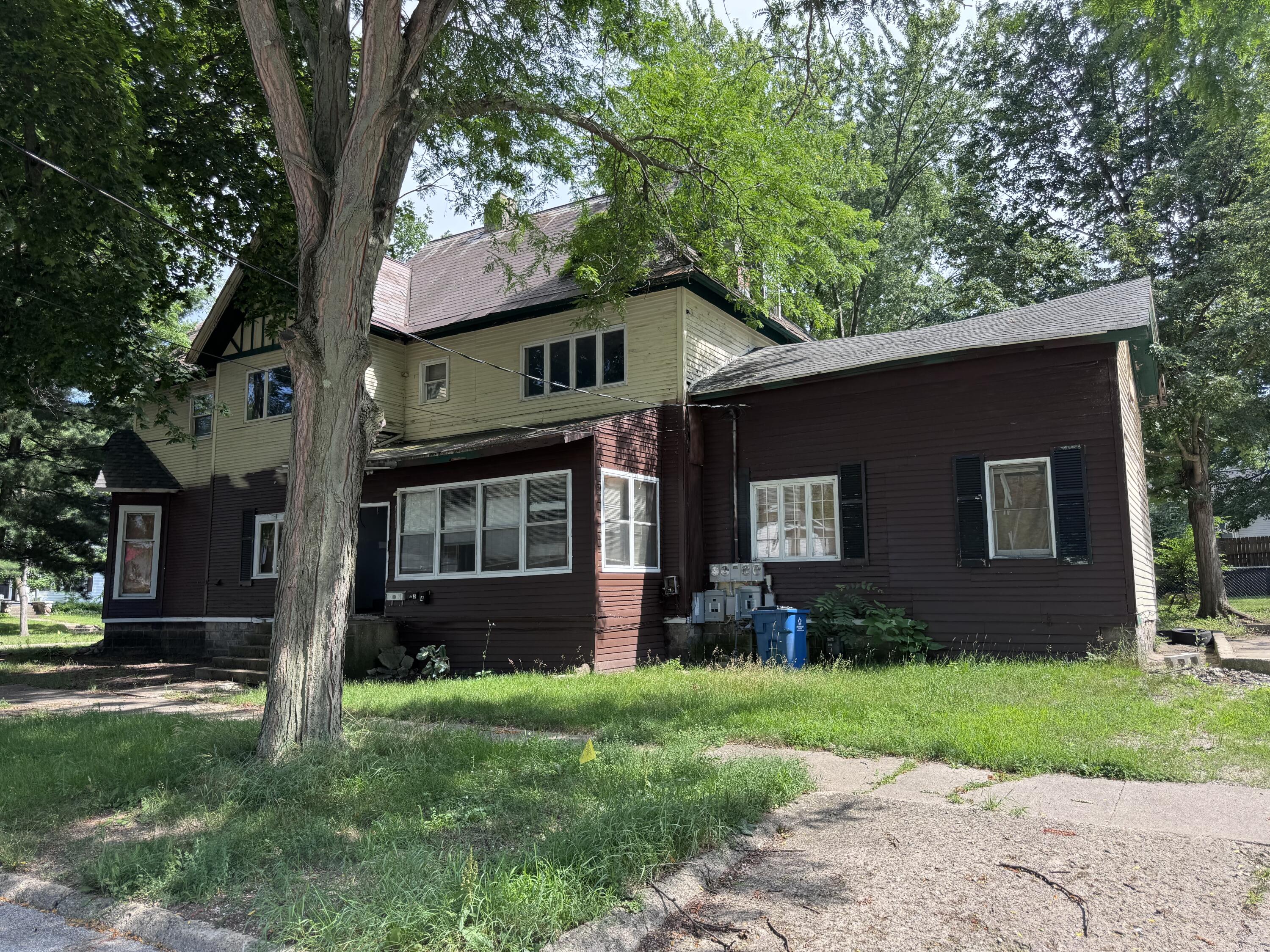 307 Orchard Street Dowagiac MI 49047
