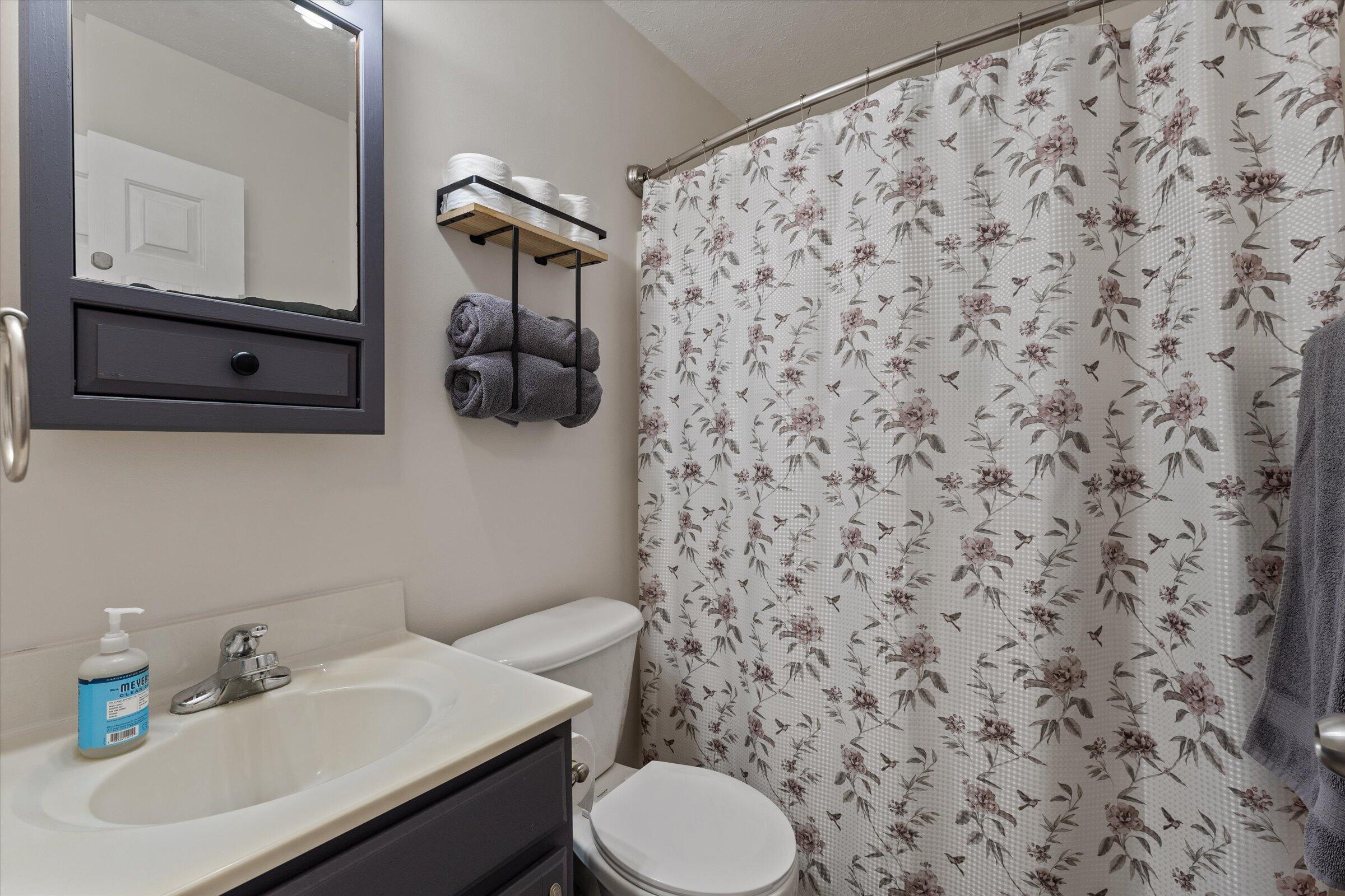 22710 Diamond Cove Street Cassopolis MI 49031