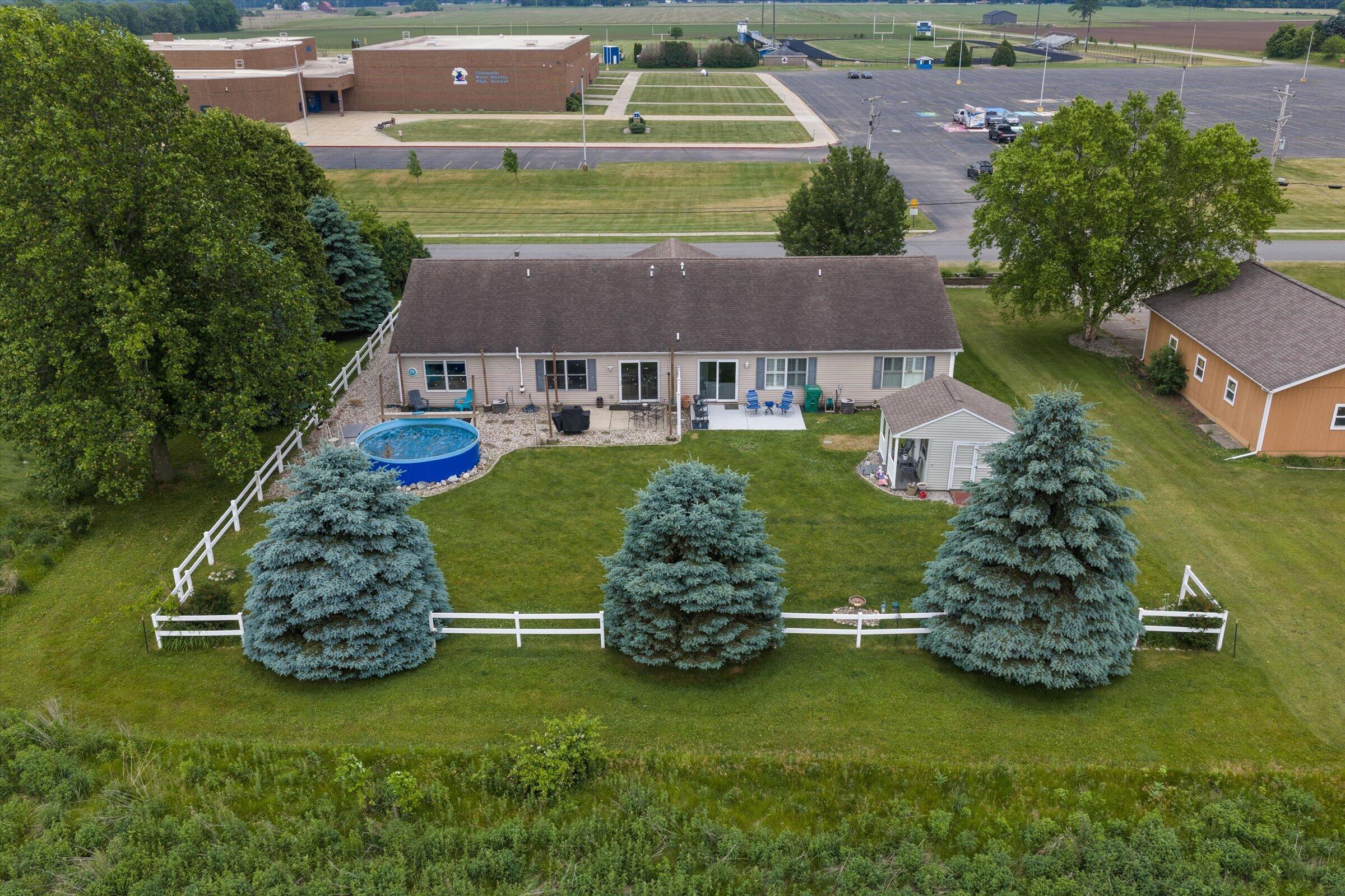 22710 Diamond Cove Street Cassopolis MI 49031