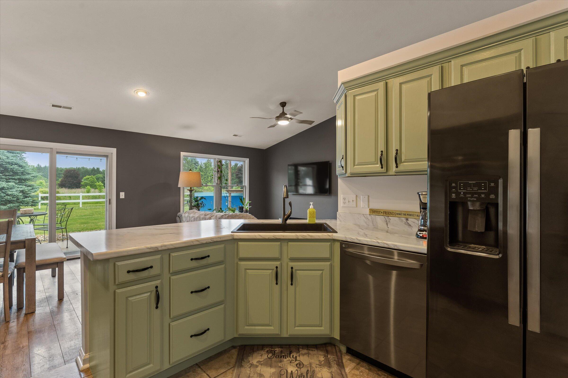 22710 Diamond Cove Street Cassopolis MI 49031
