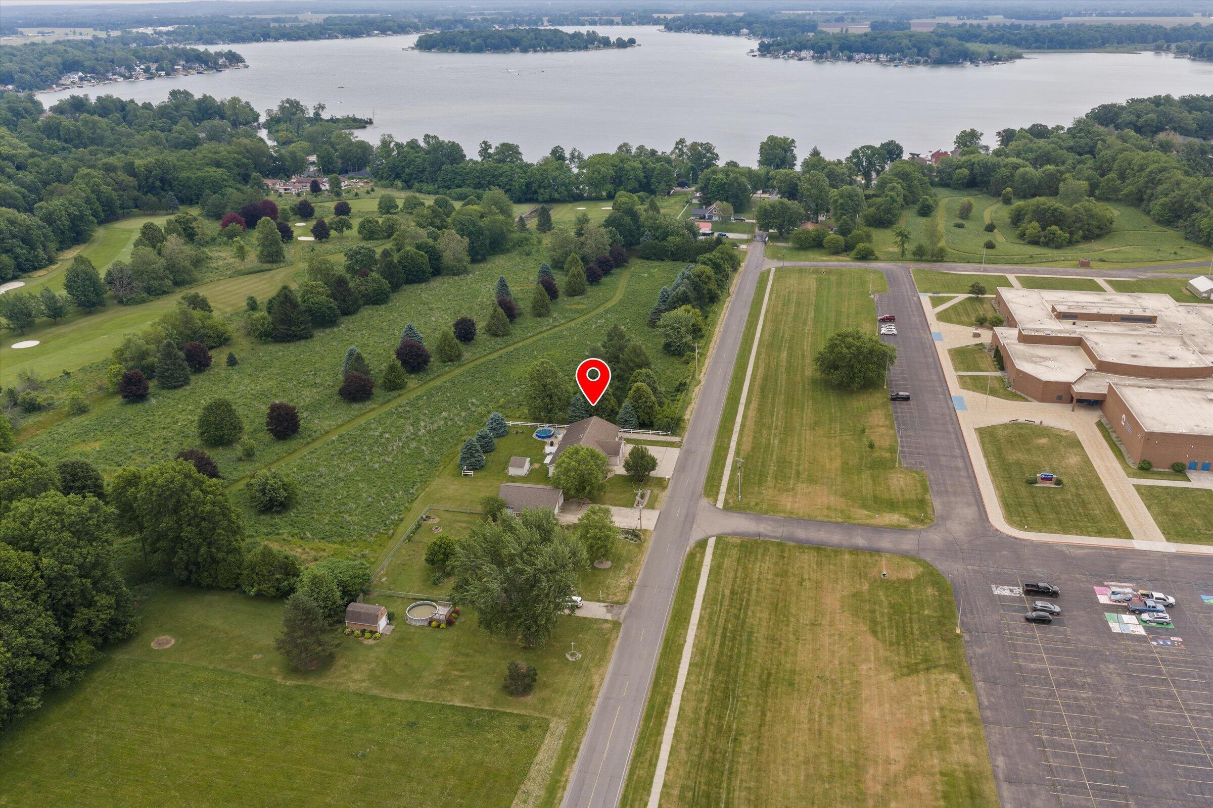 22710 Diamond Cove Street Cassopolis MI 49031