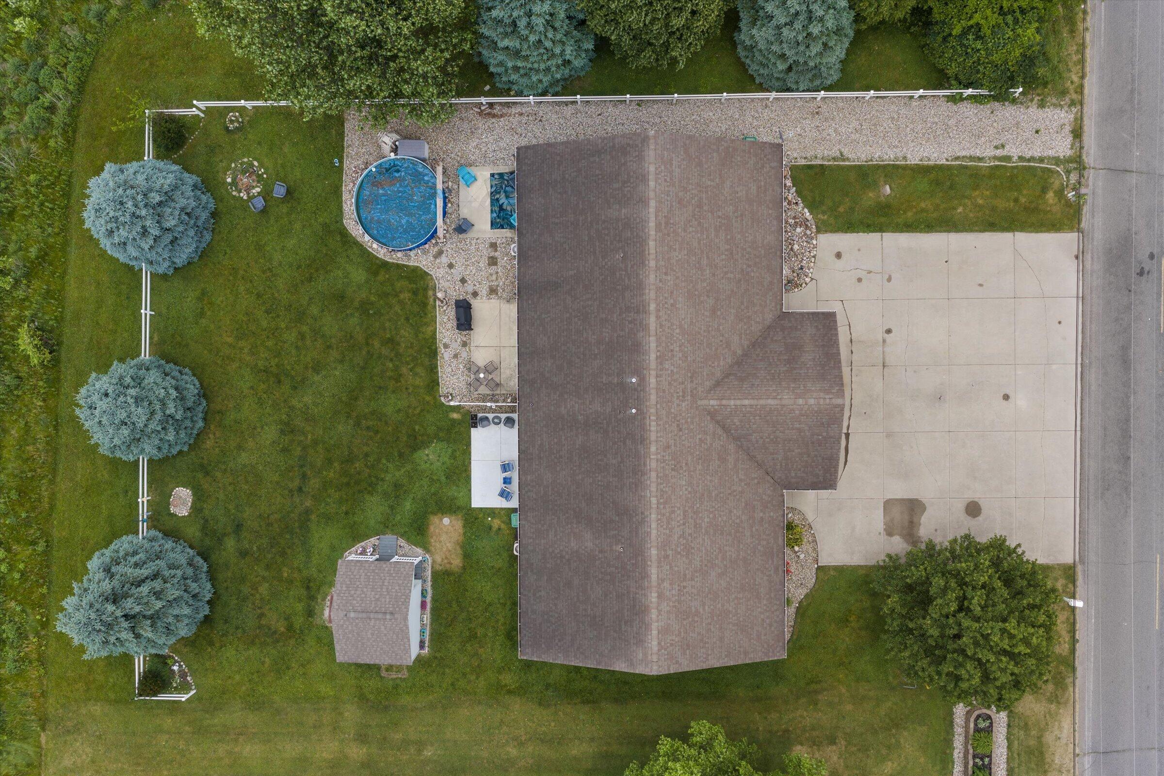 22710 Diamond Cove Street Cassopolis MI 49031