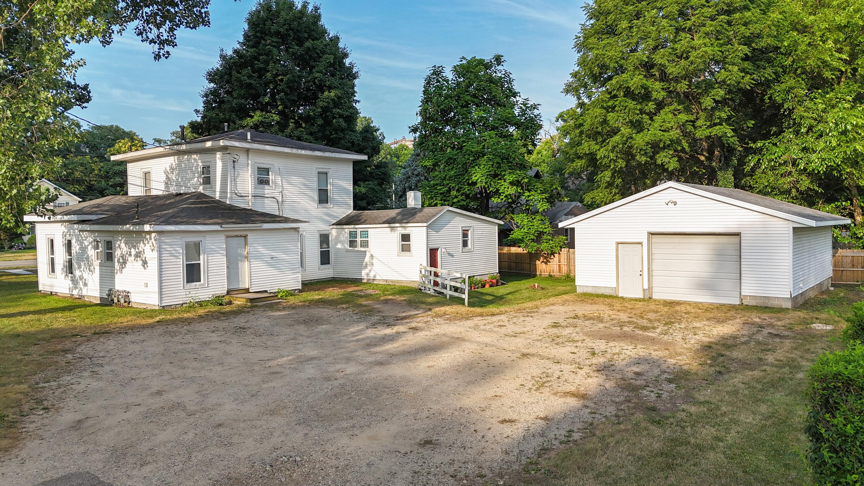 423 E Division Street Dowagiac MI 49047