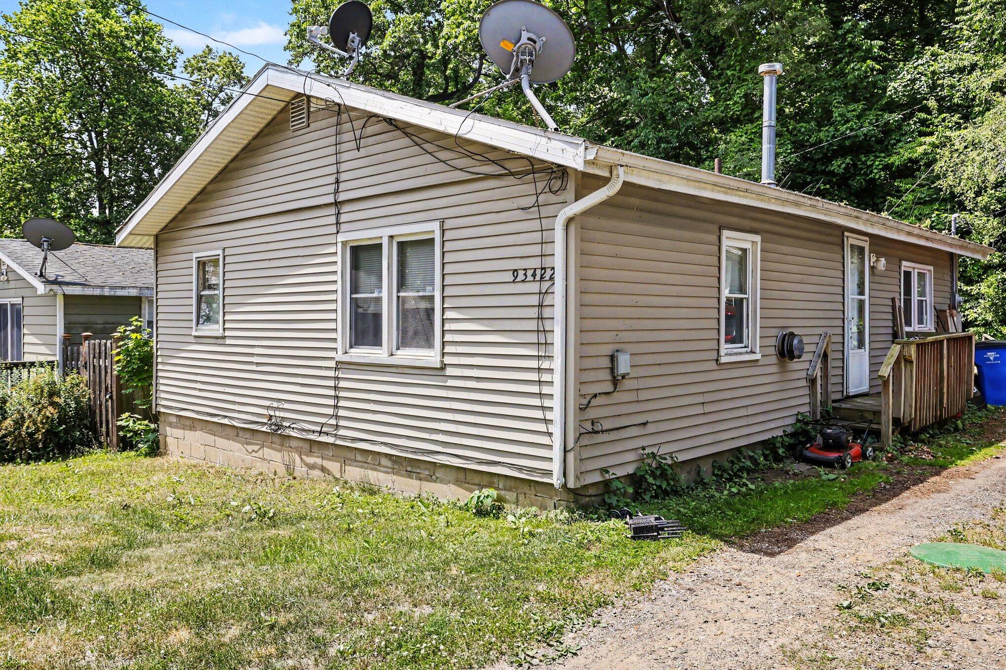 93402 Lee Street Dowagiac MI 49047