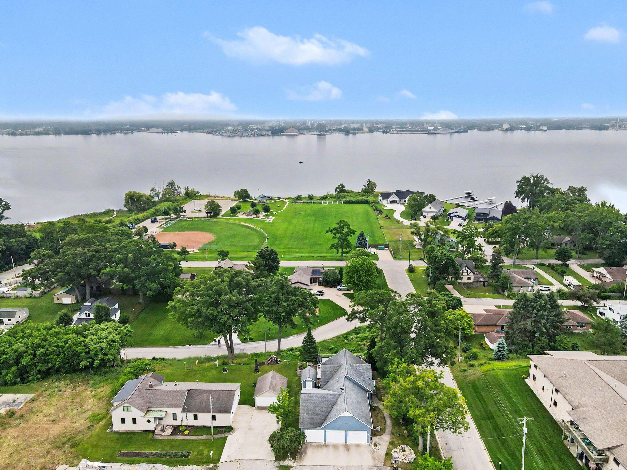 1102 Central Avenue Muskegon MI 49445