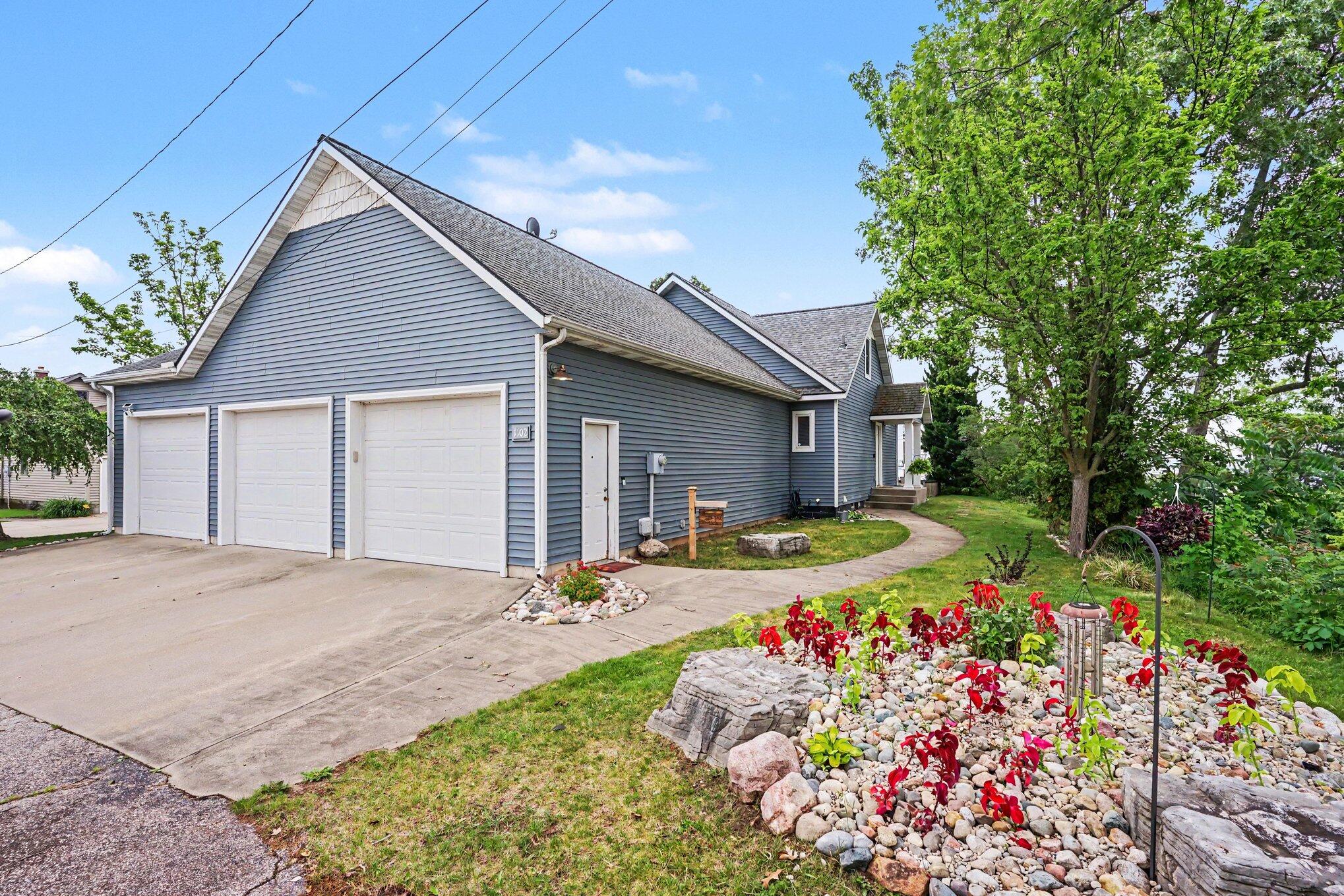 1102 Central Avenue Muskegon MI 49445