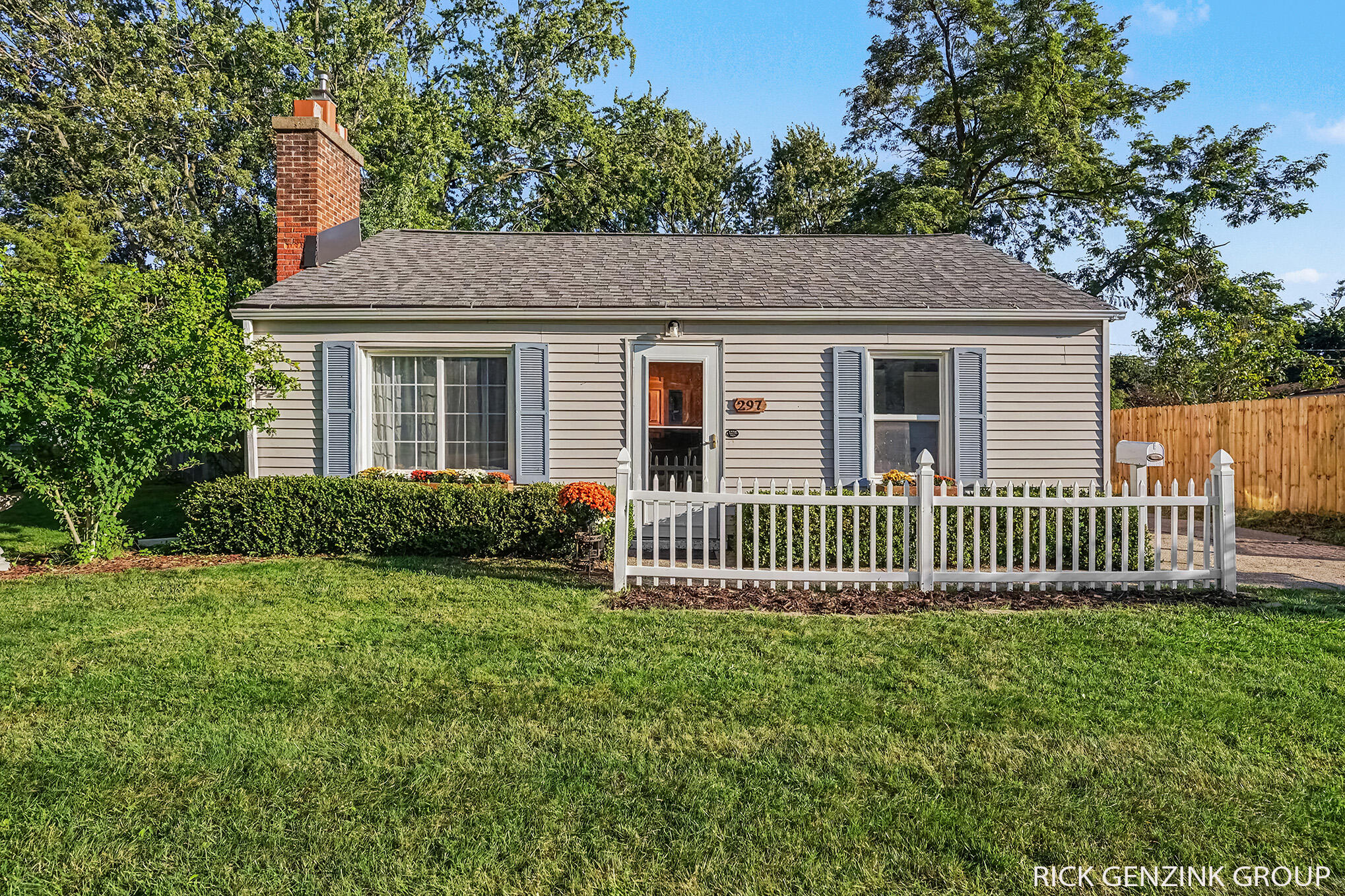 Holland MI, 297 W 30th Street