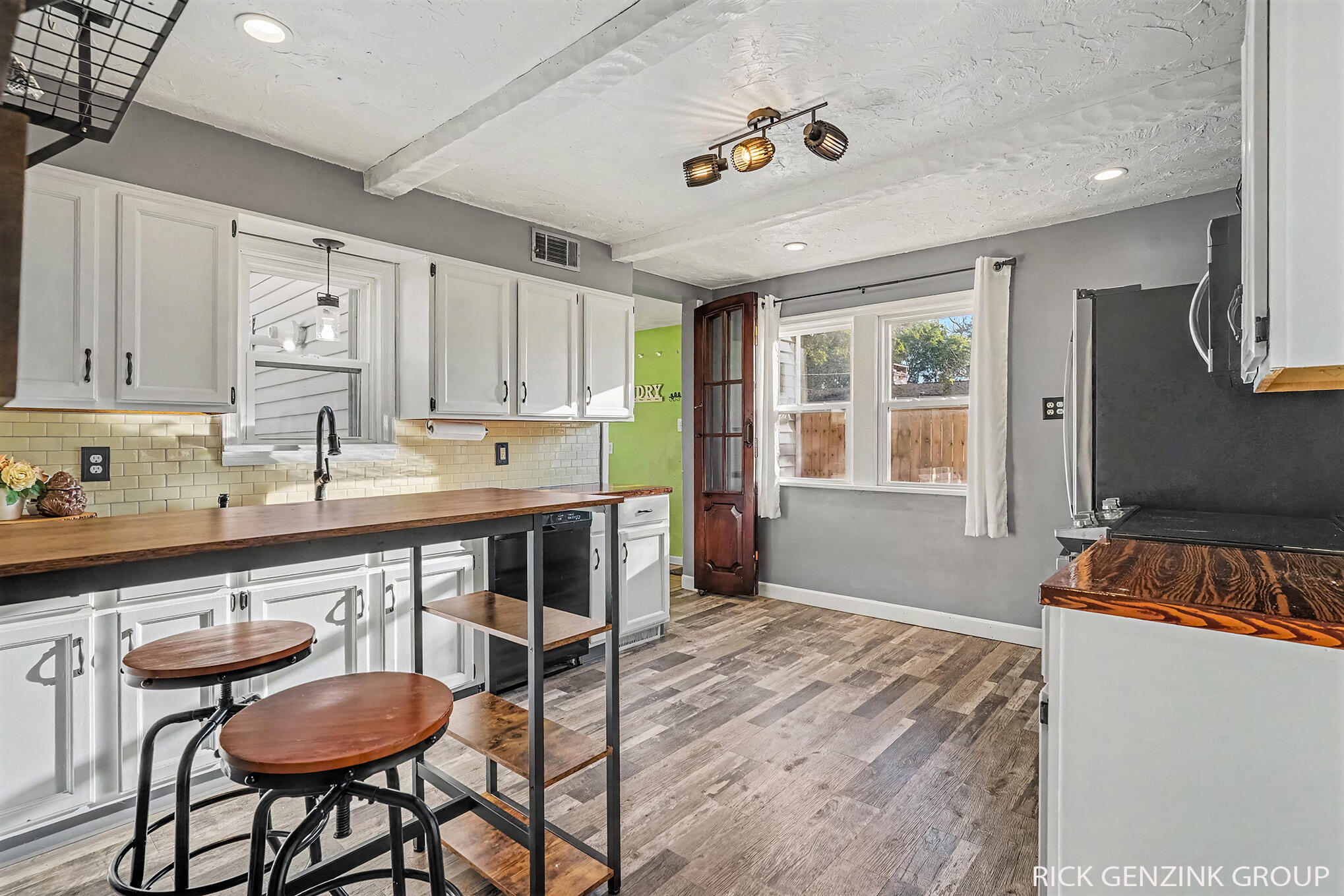 297 W 30th Street Holland MI 49423