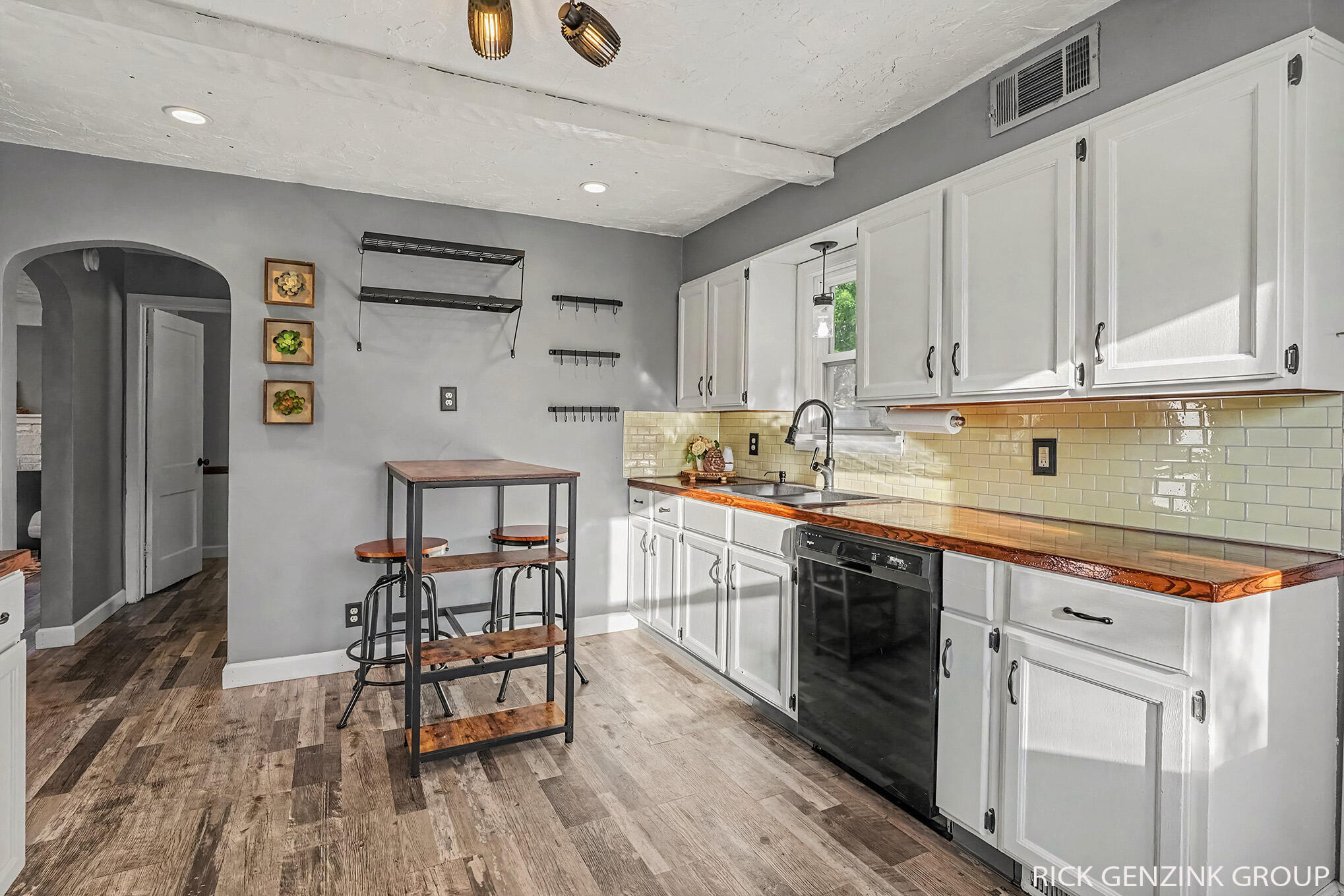 297 W 30th Street Holland MI 49423