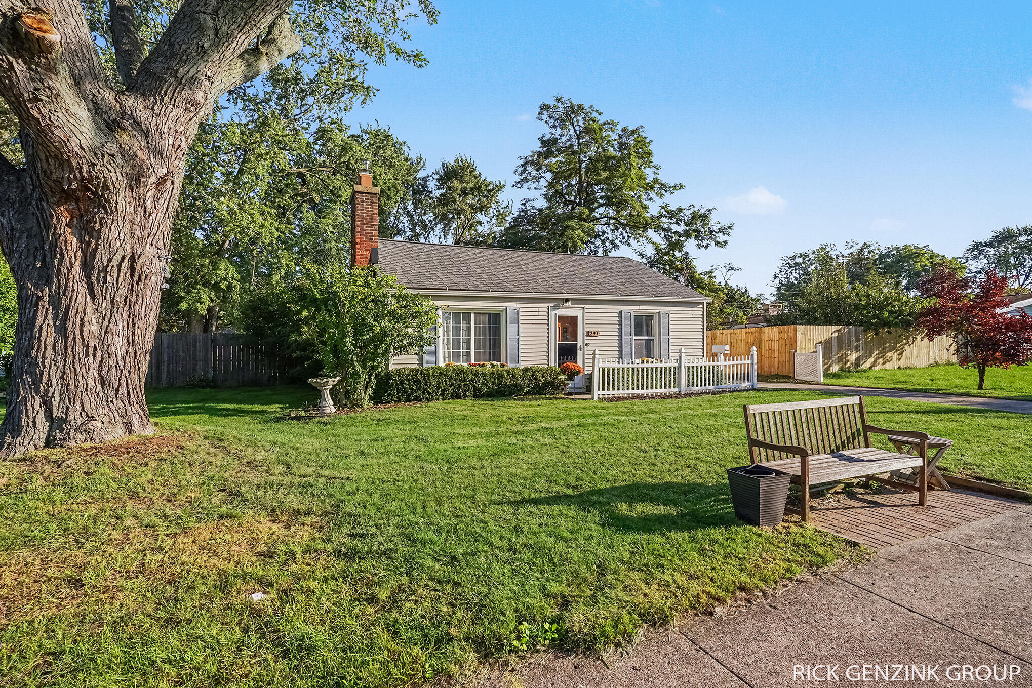 297 W 30th Street Holland MI 49423