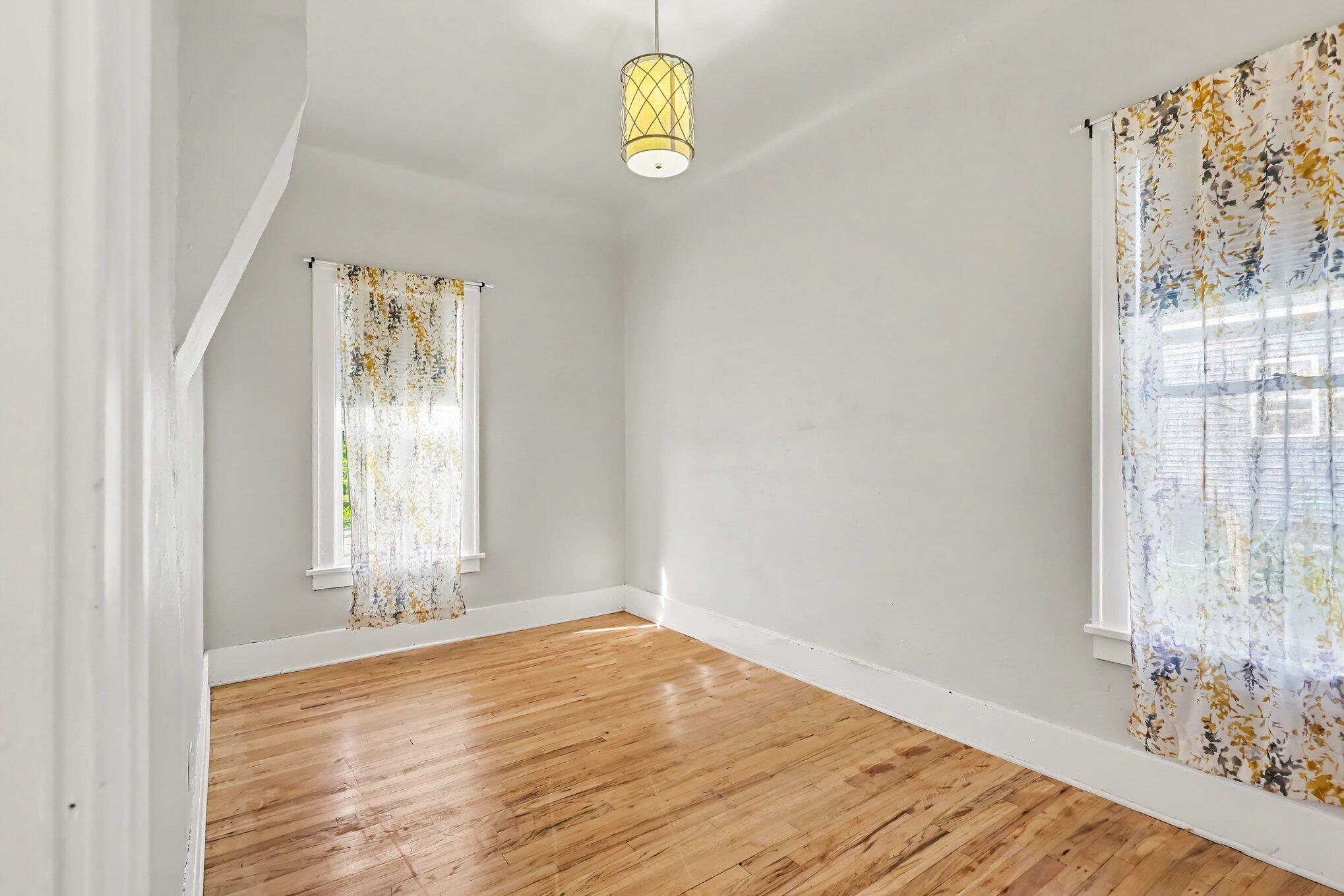 506 W Muskegon Avenue Muskegon MI 49441