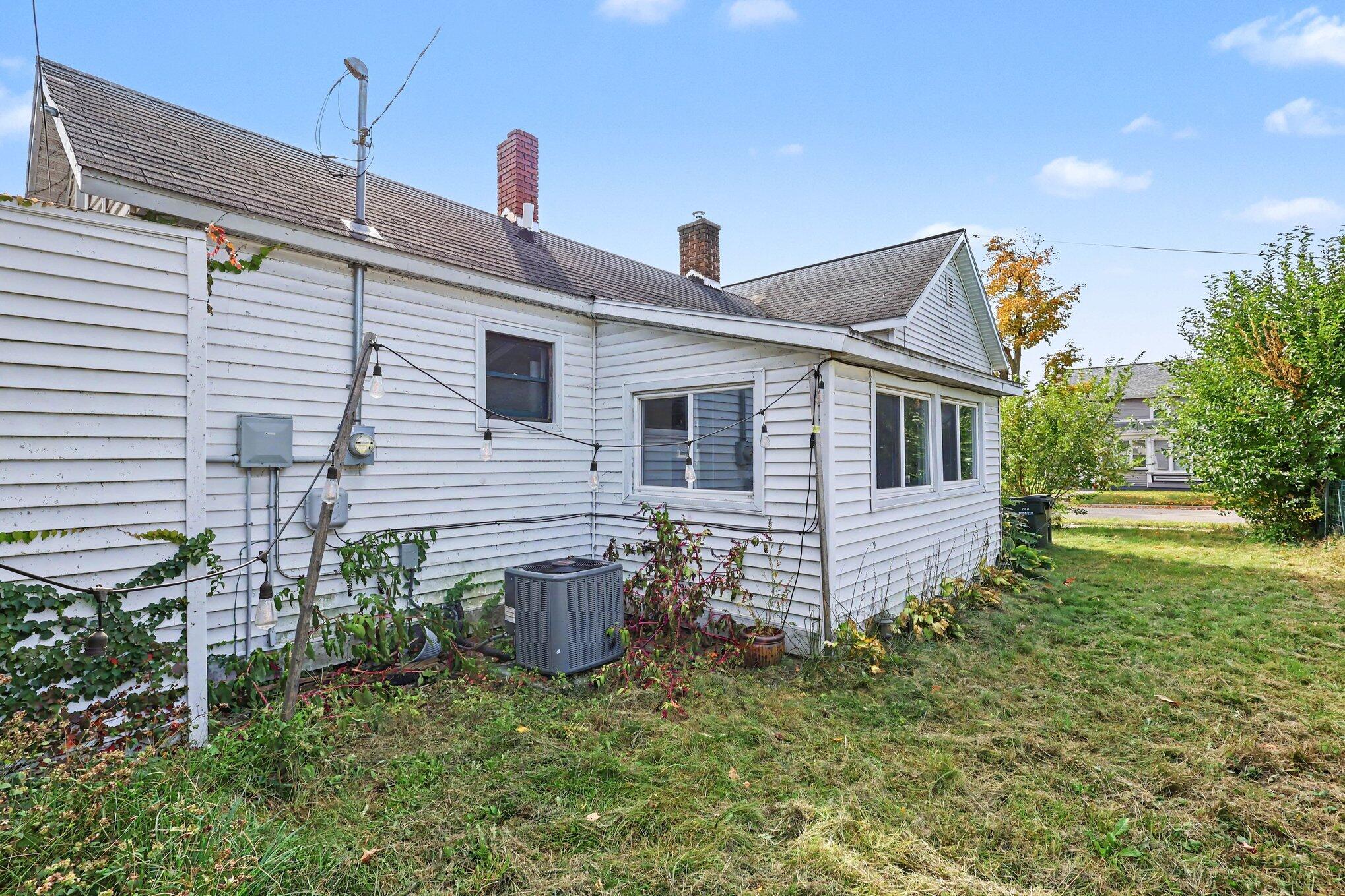 506 W Muskegon Avenue Muskegon MI 49441