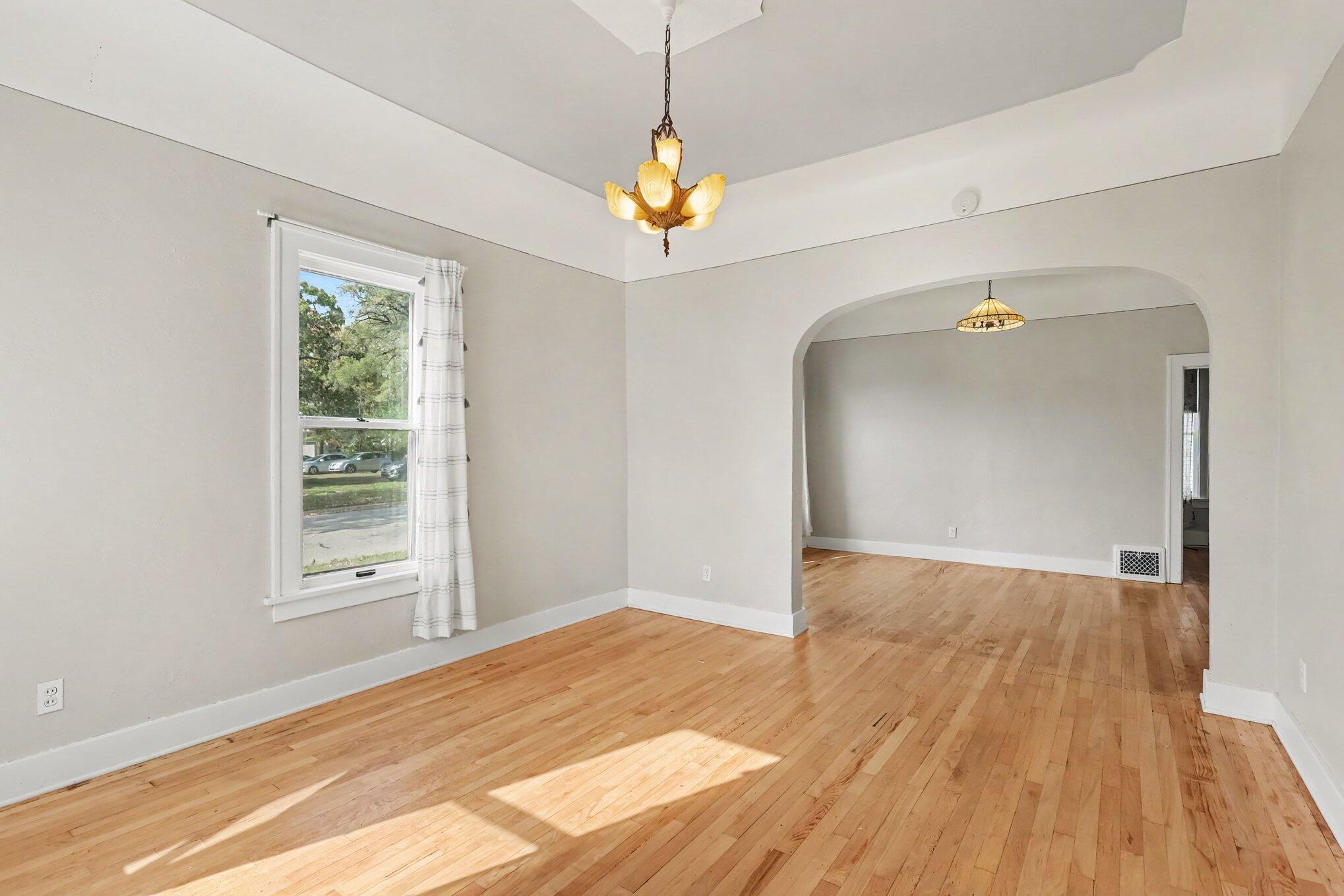 506 W Muskegon Avenue Muskegon MI 49441