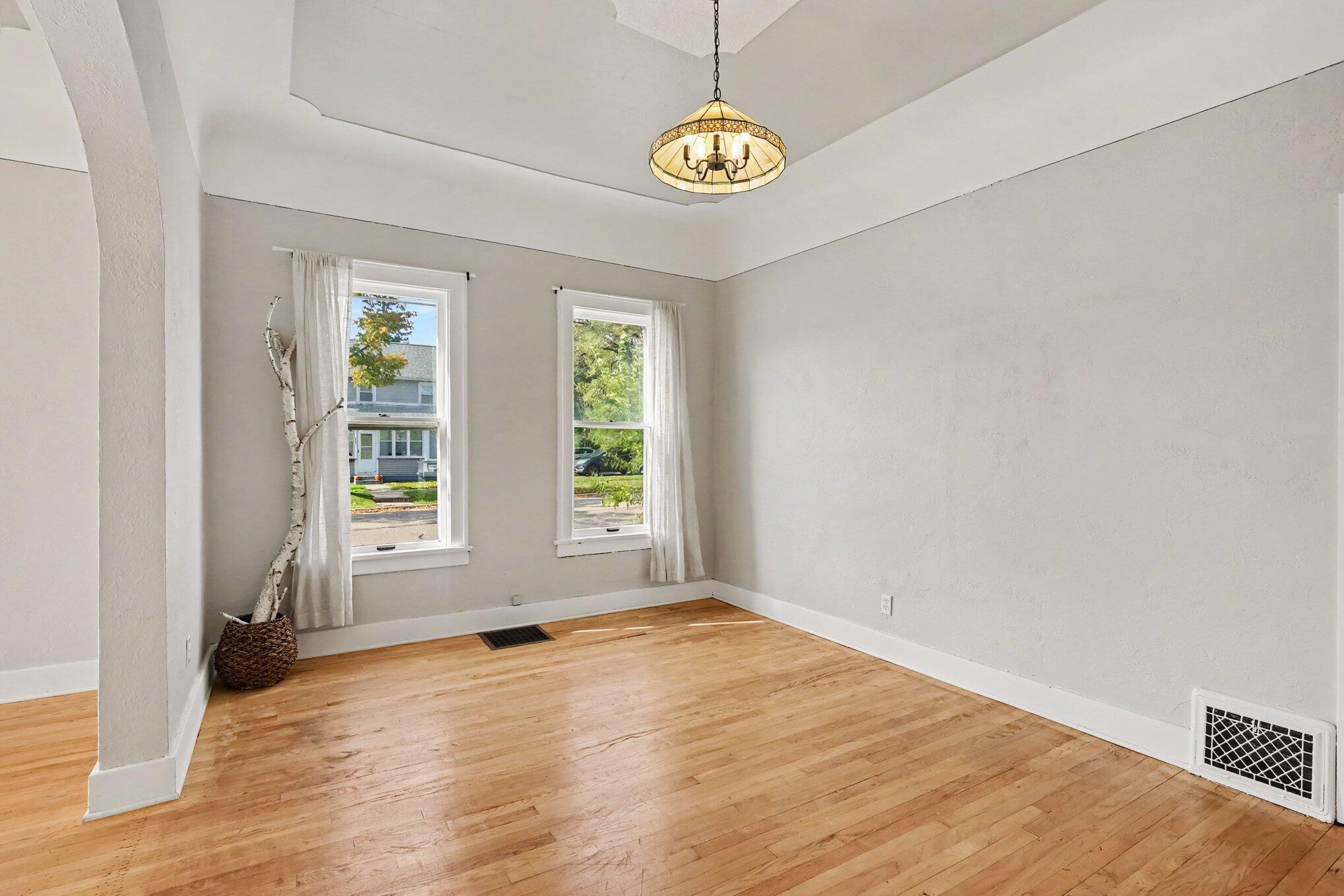 506 W Muskegon Avenue Muskegon MI 49441