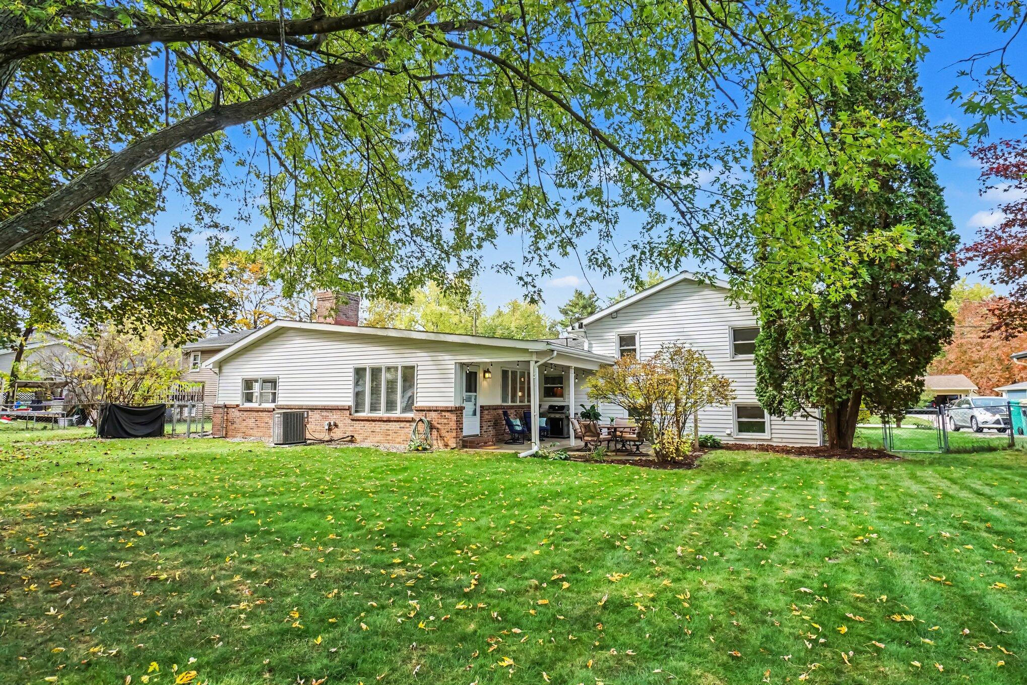 6821 Shoreham Street Portage MI 49024