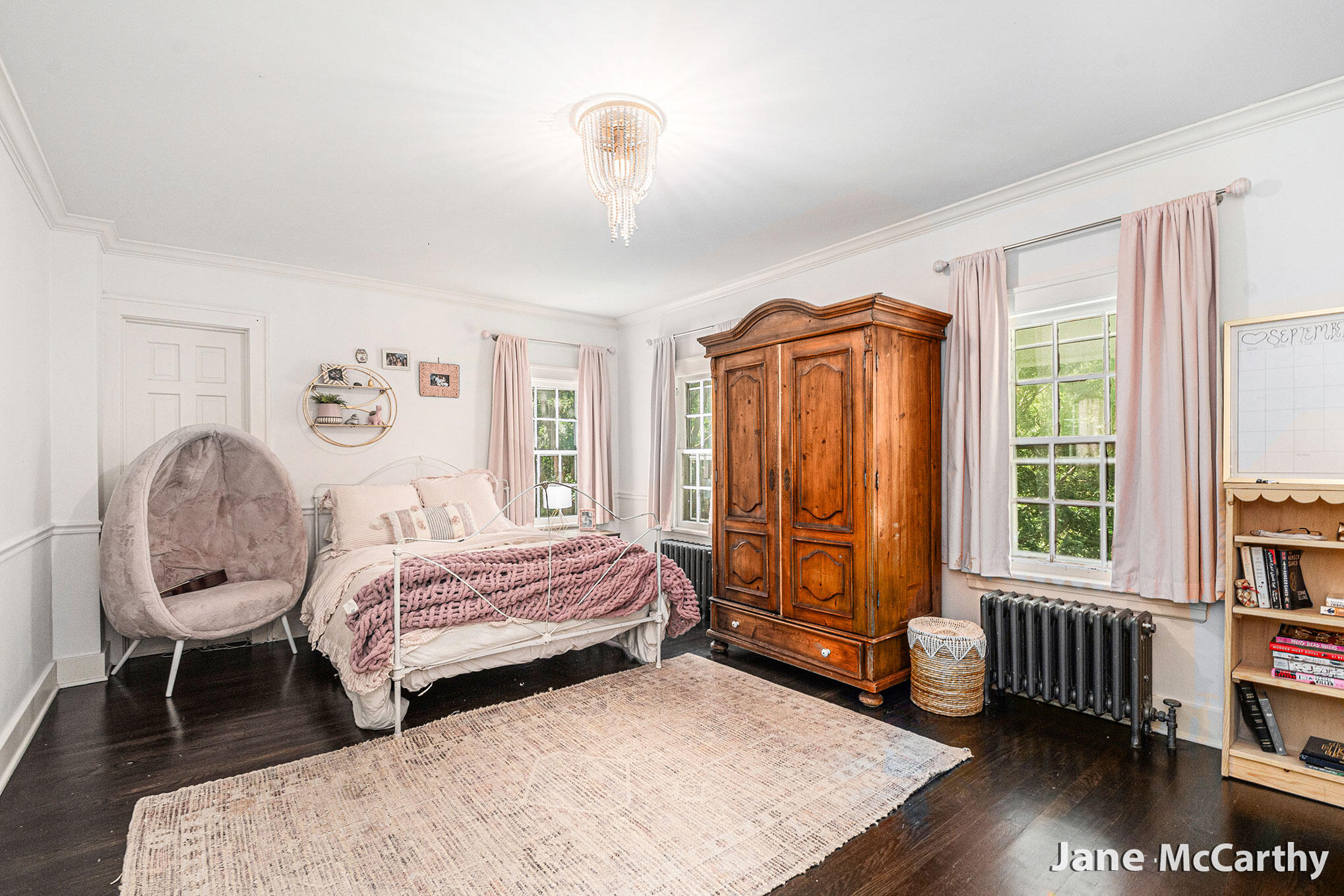 270 Lakeside Drive SE East Grand Rapids MI 49506