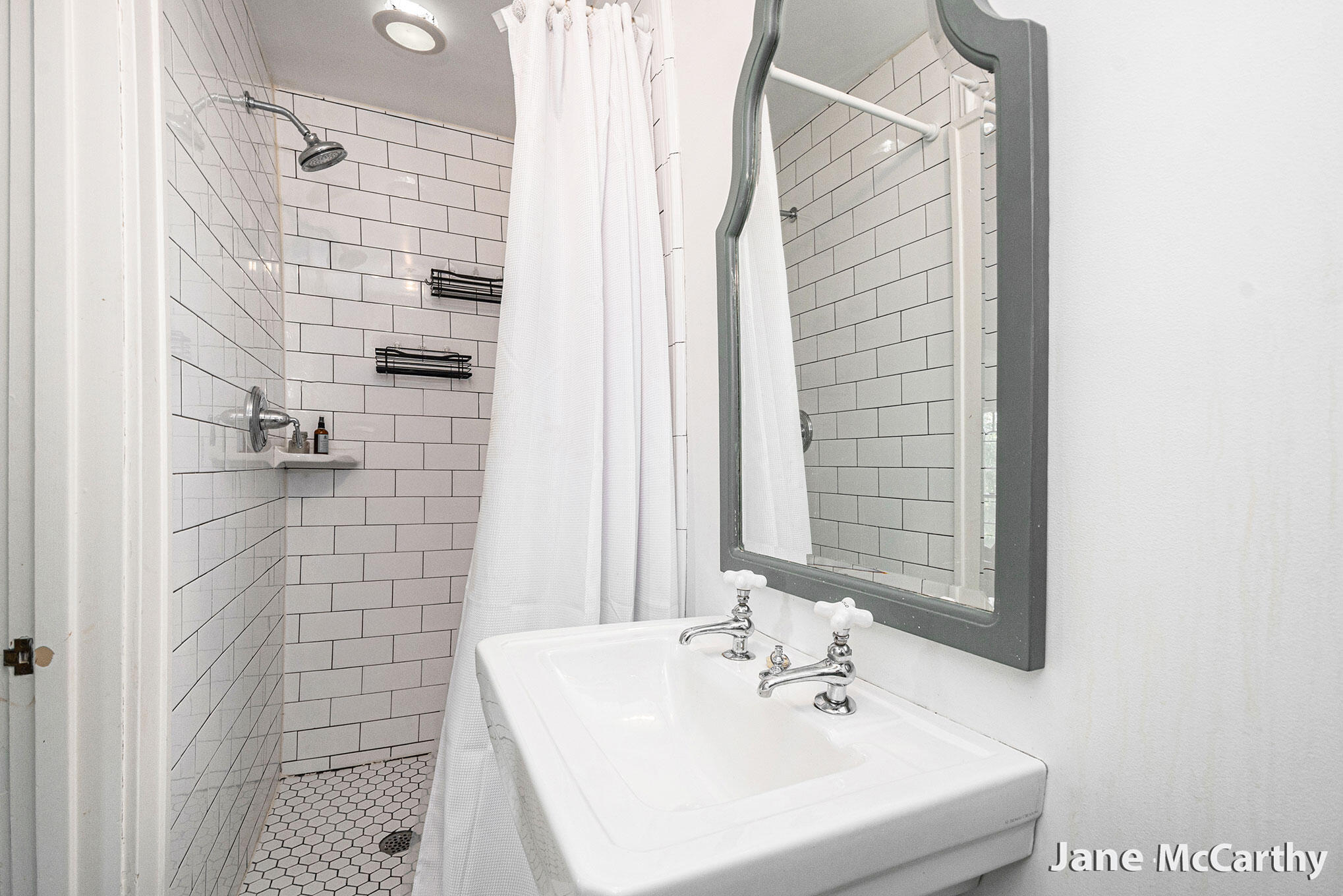 270 Lakeside Drive SE East Grand Rapids MI 49506