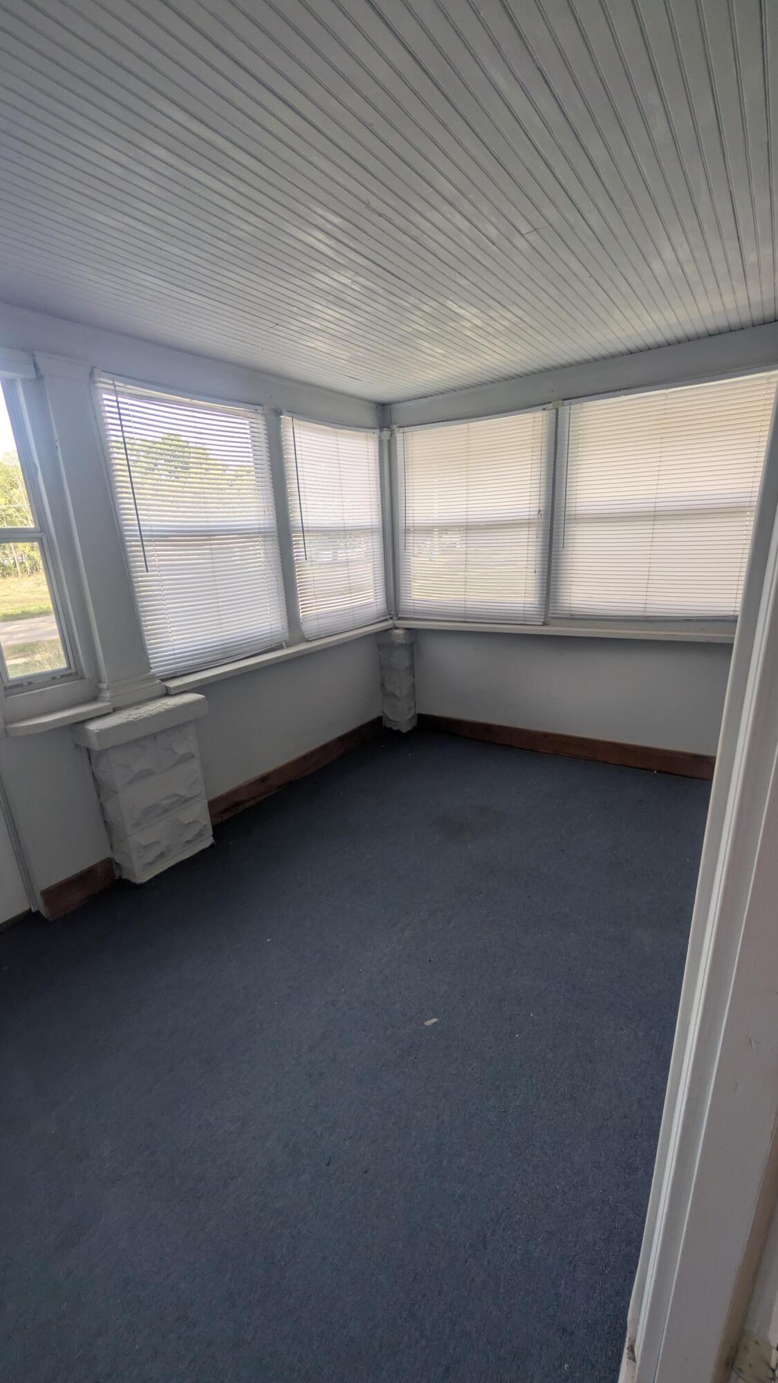 477 Delano Street Allegan MI 49010