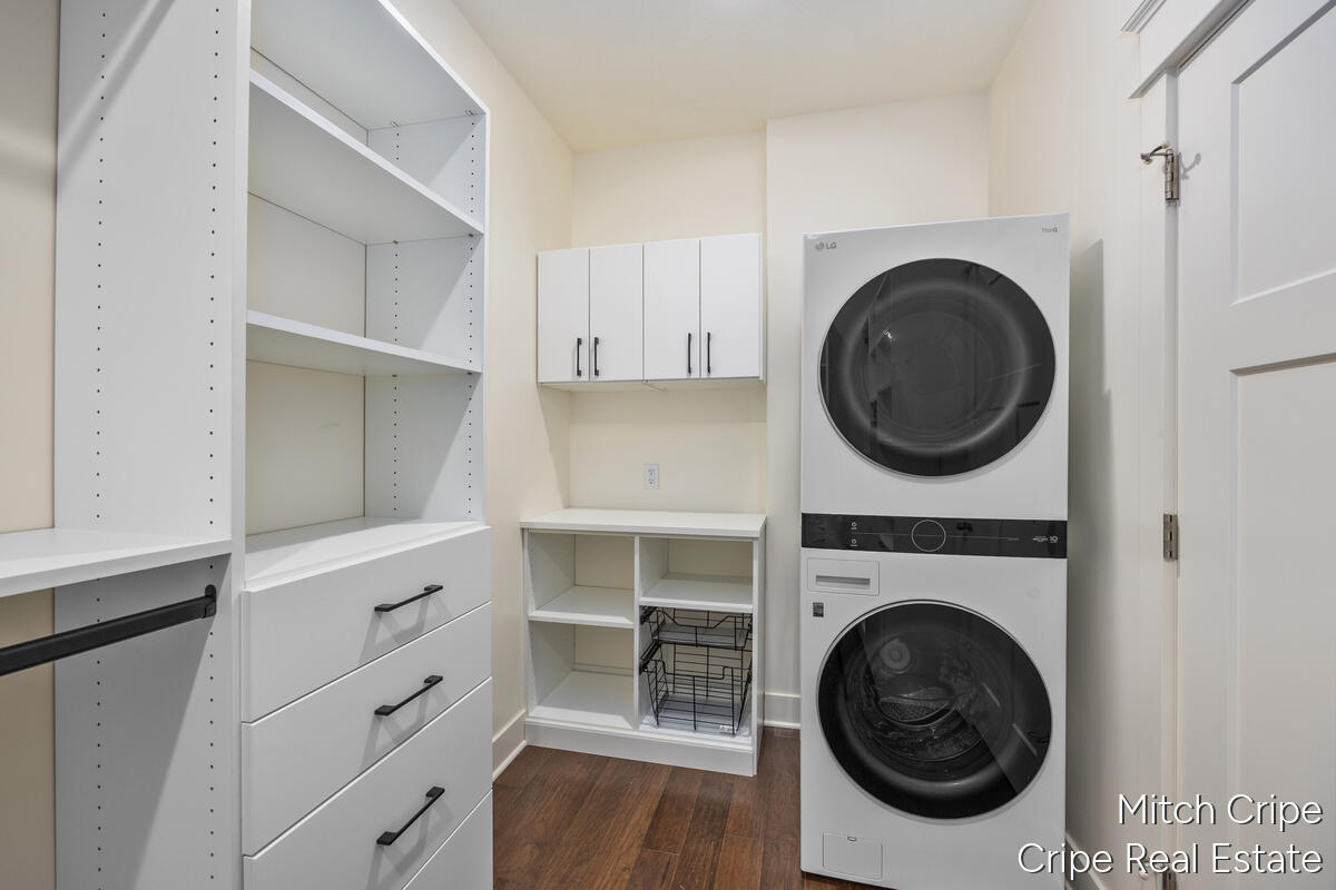 5050 Tiamo Lane NE Rockford MI 49341