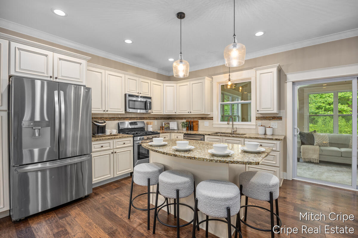 5050 Tiamo Lane NE Rockford MI 49341