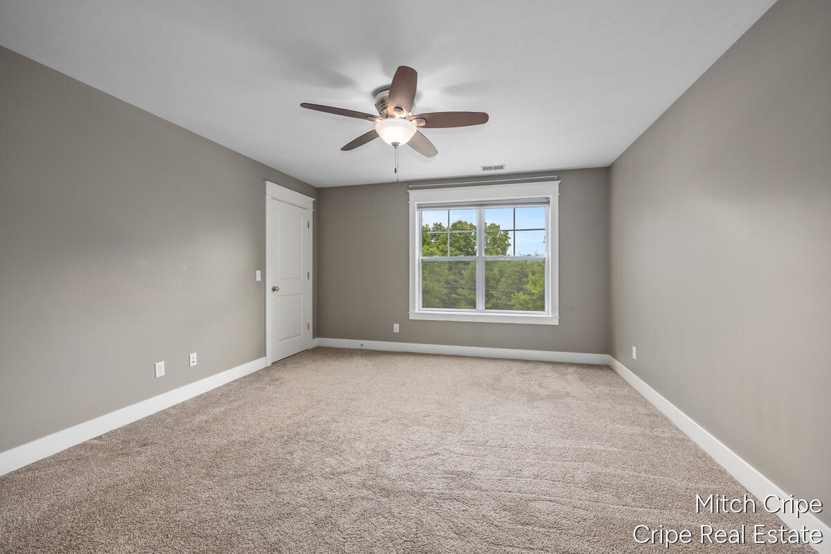 5050 Tiamo Lane NE Rockford MI 49341