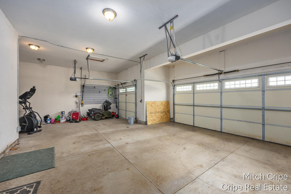 5050 Tiamo Lane NE Rockford MI 49341