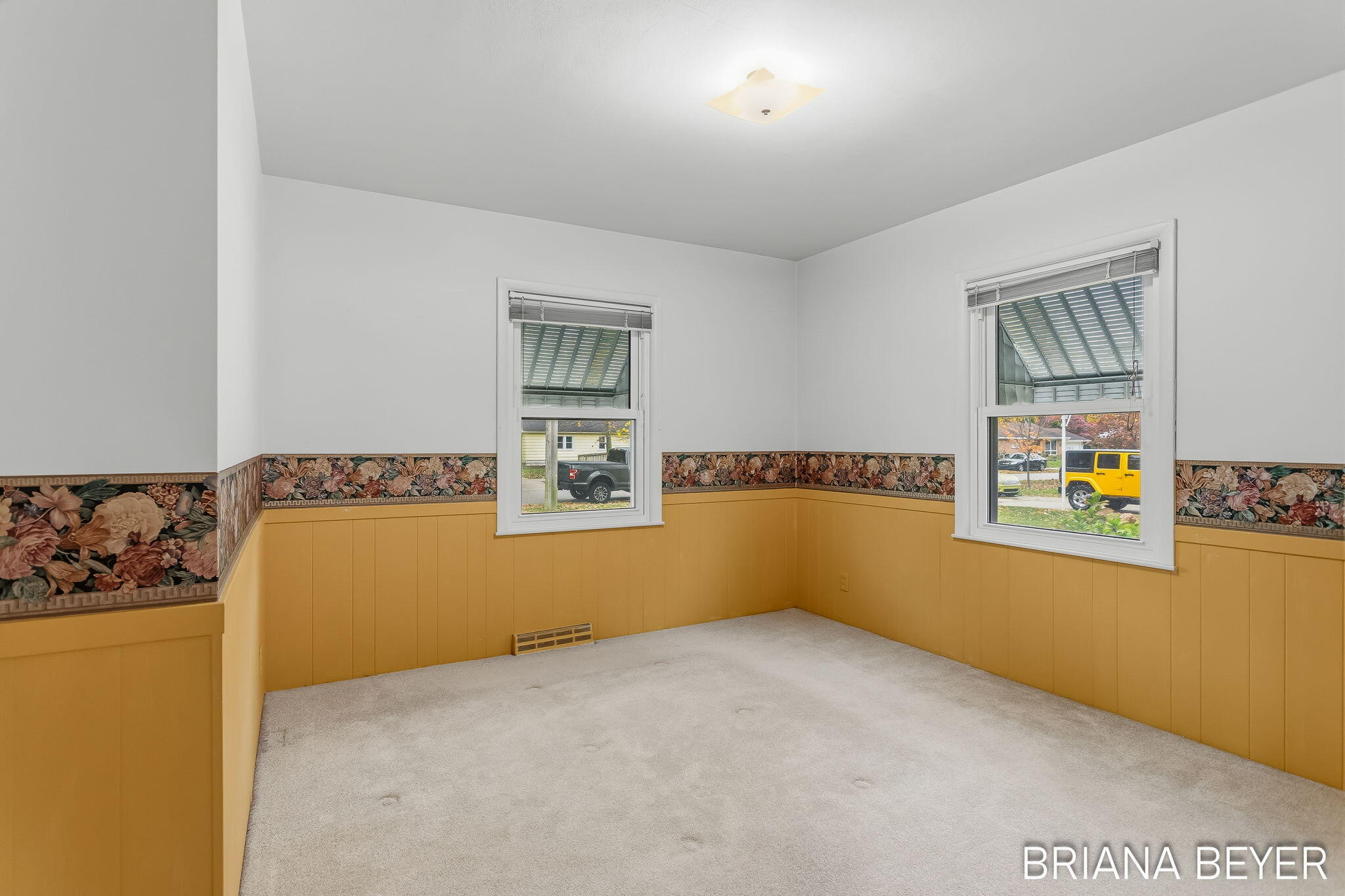 137 E 35th Street Holland MI 49423