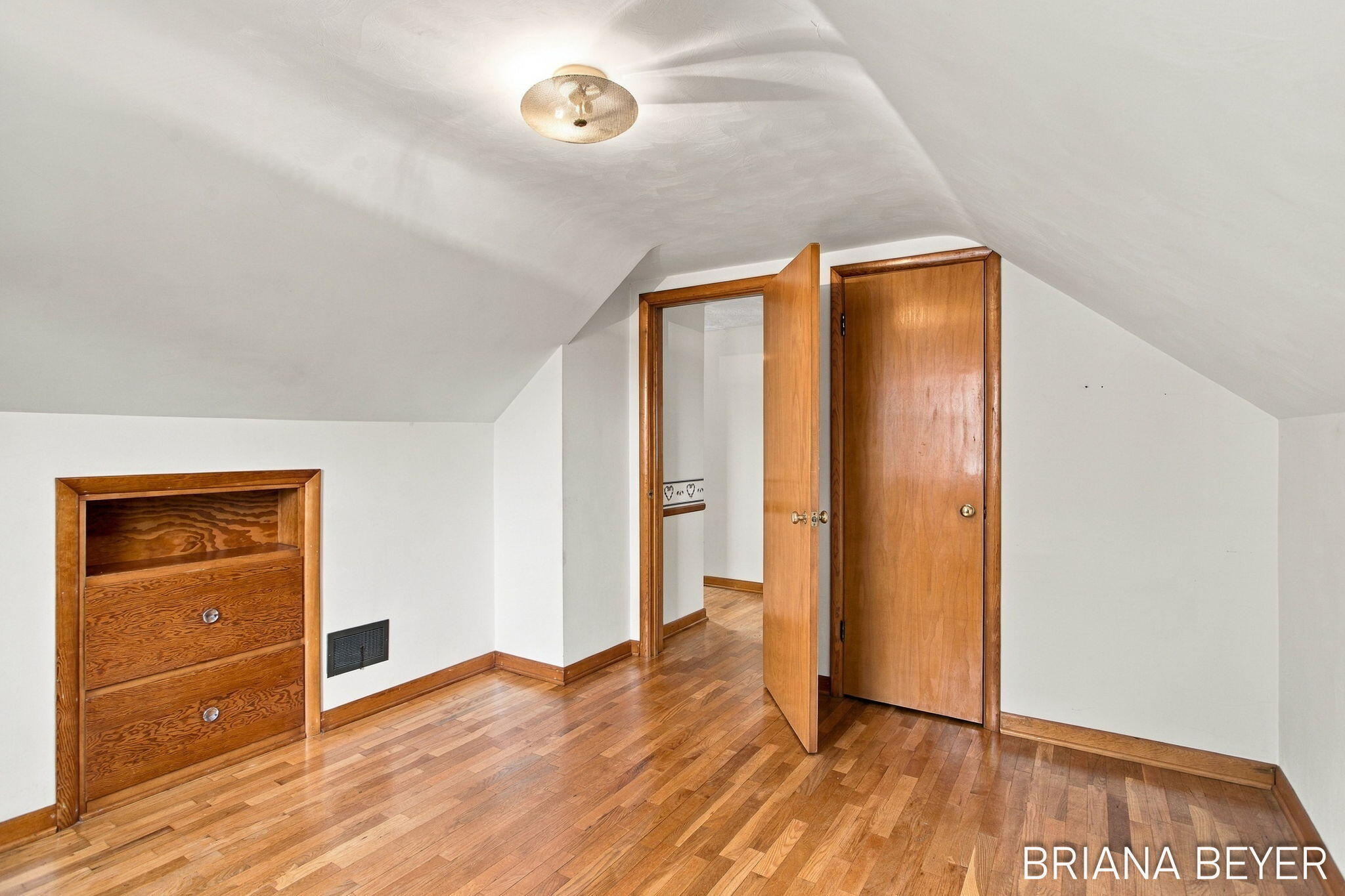 137 E 35th Street Holland MI 49423