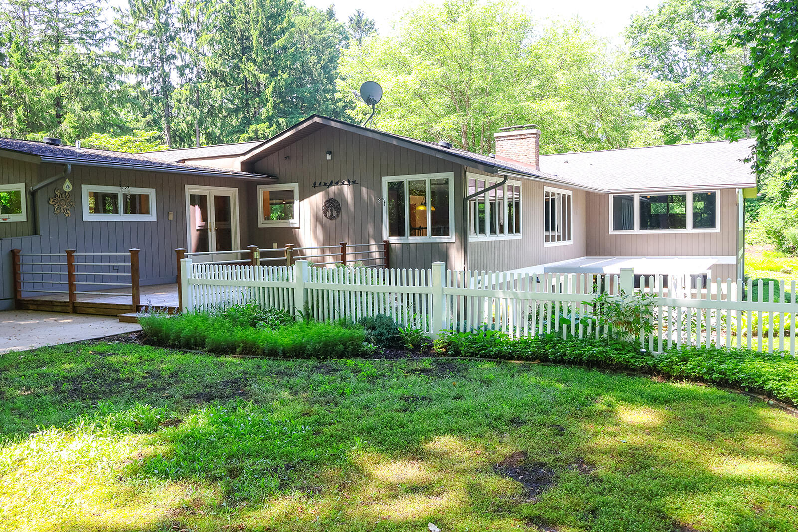 6697 Warren Woods Road Three Oaks MI 49128