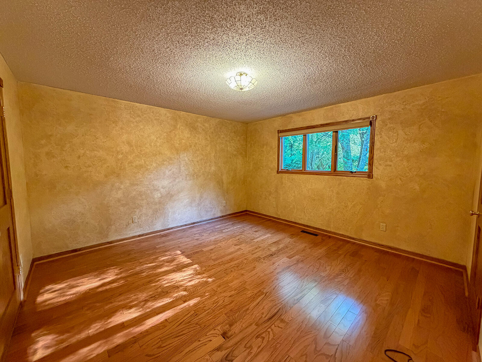 6697 Warren Woods Road Three Oaks MI 49128