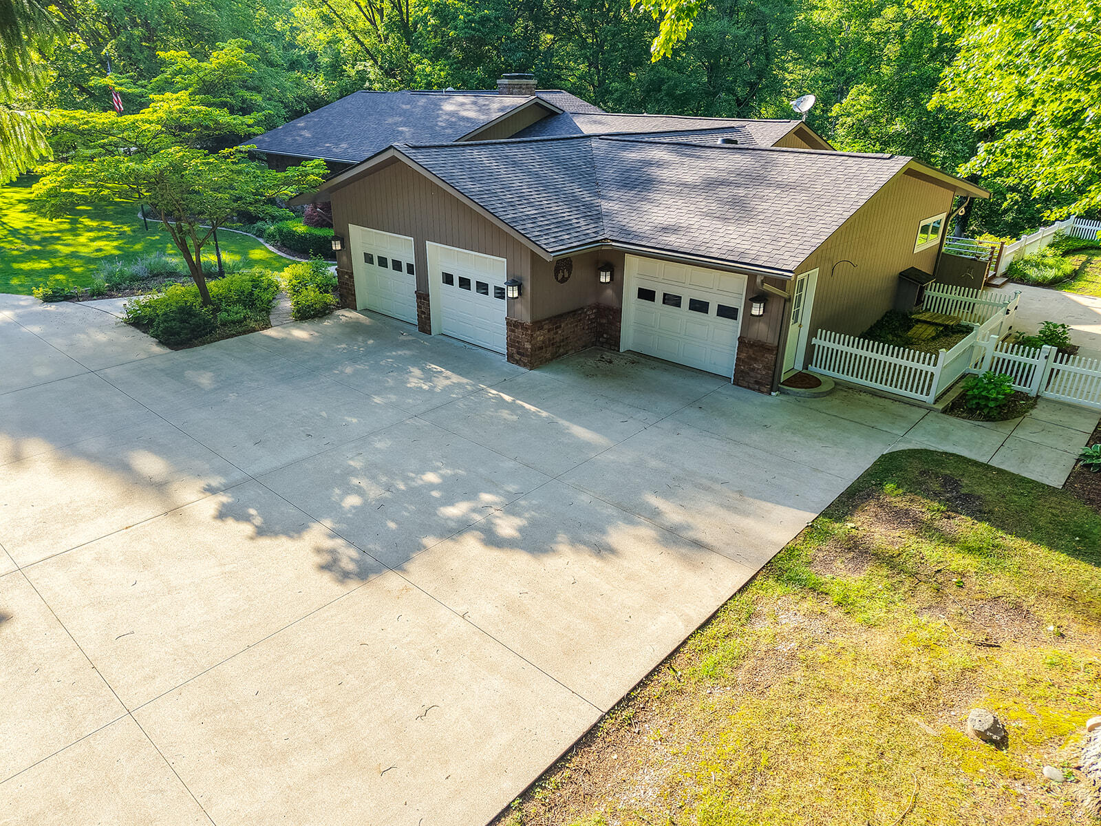 6697 Warren Woods Road Three Oaks MI 49128