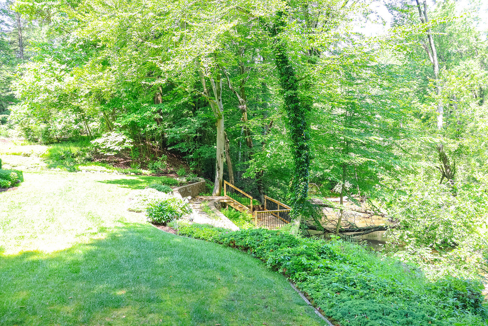 6697 Warren Woods Road Three Oaks MI 49128