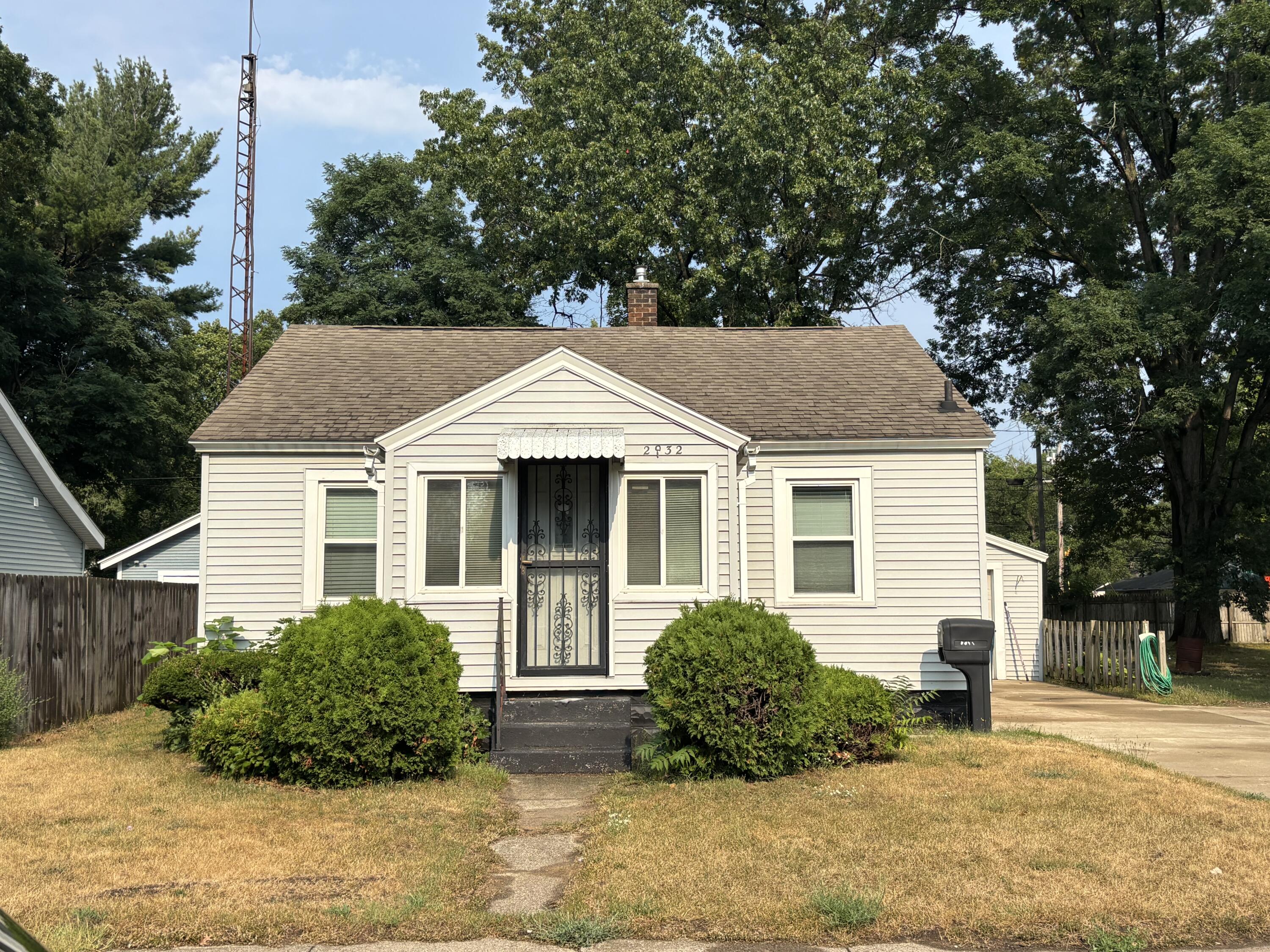 2932 Lemuel Street Muskegon MI 49444