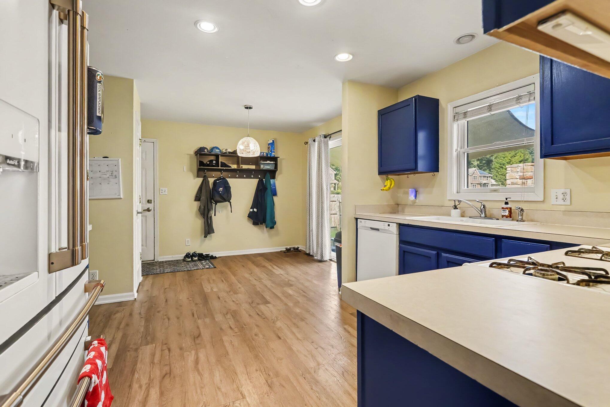 7448 Texas Heights Avenue Kalamazoo MI 49009
